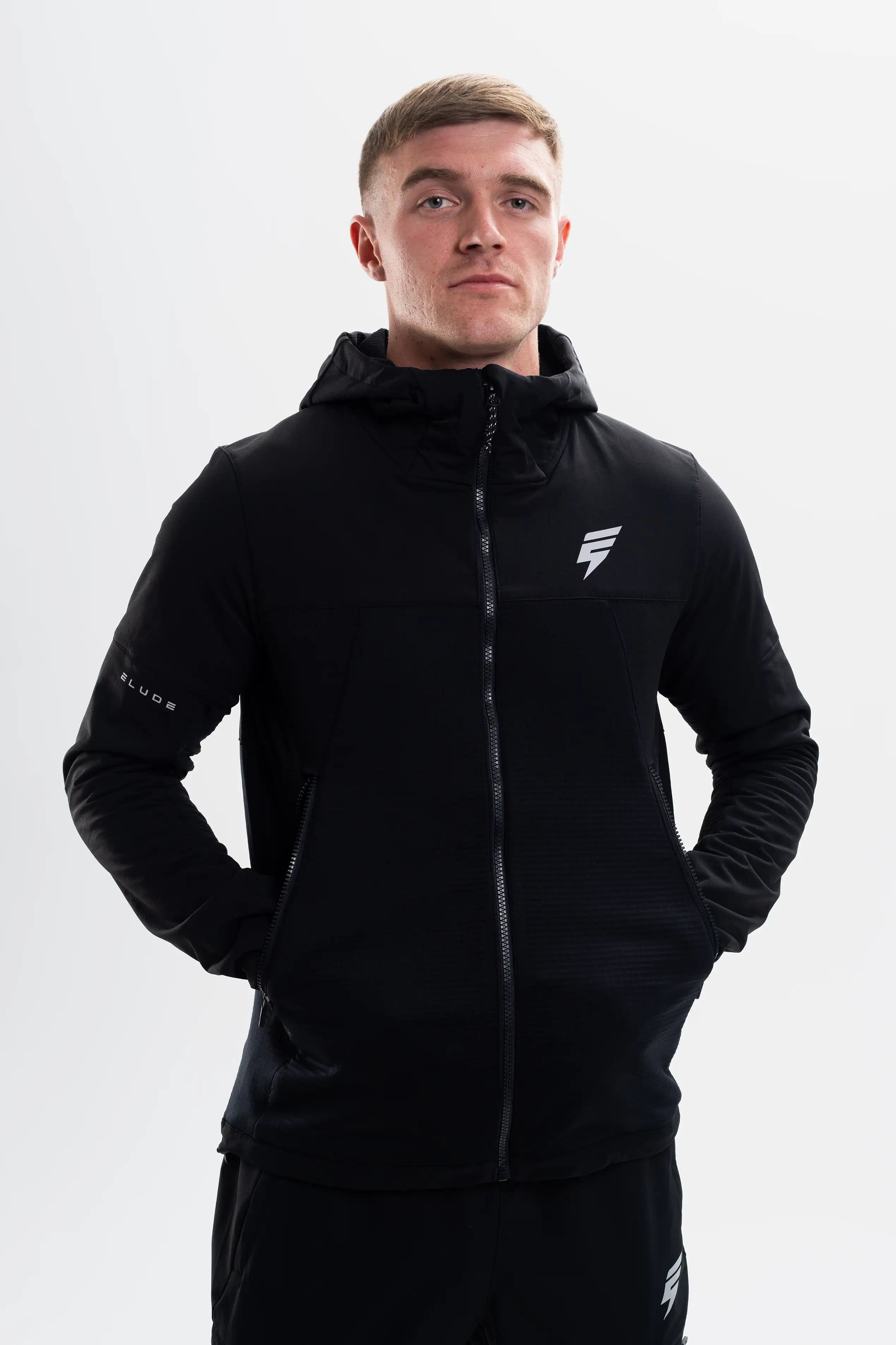 DELTA TRAIL TRACKSUIT - BLACK