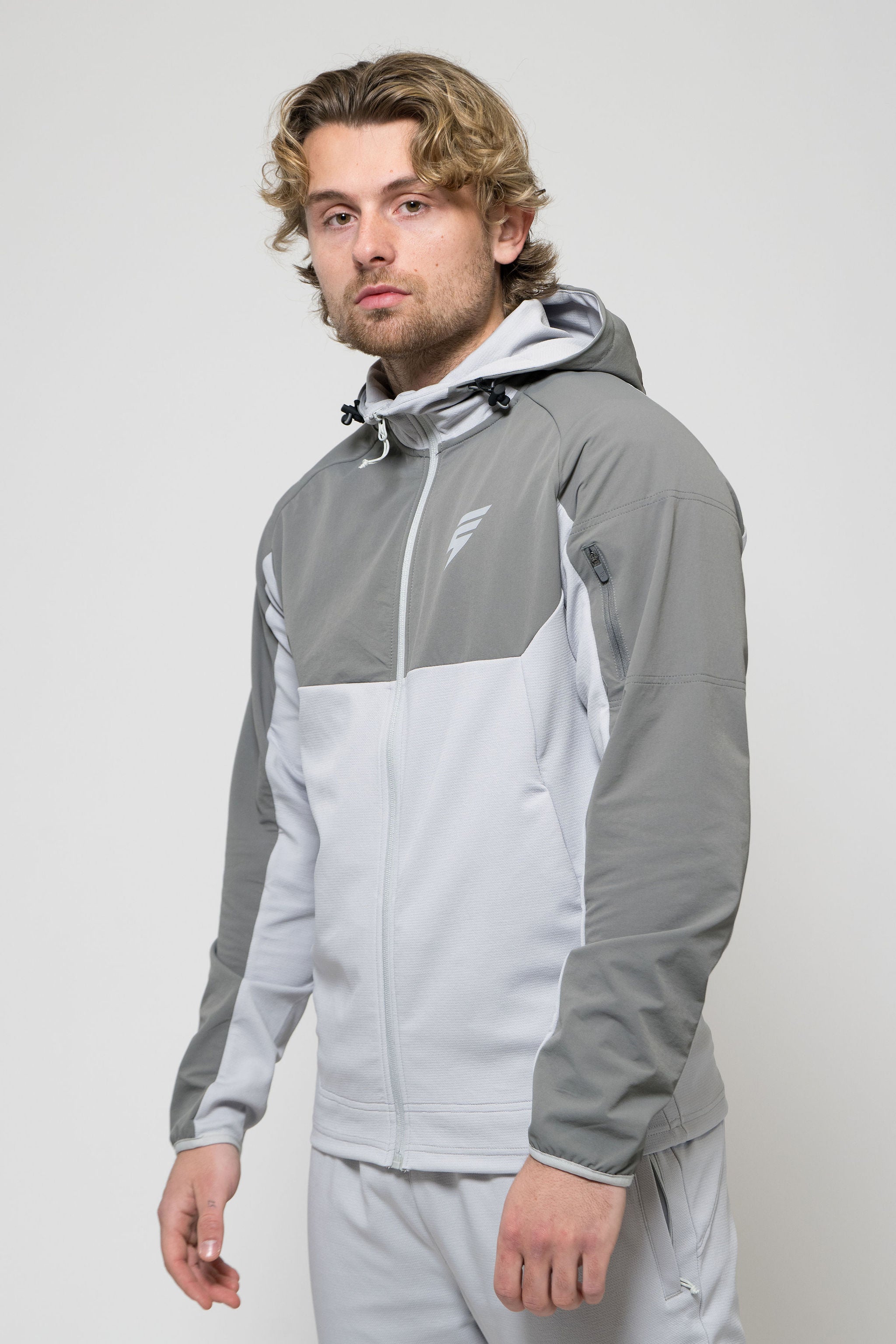 PATCH JACKET - LIGHT GREY/GREY