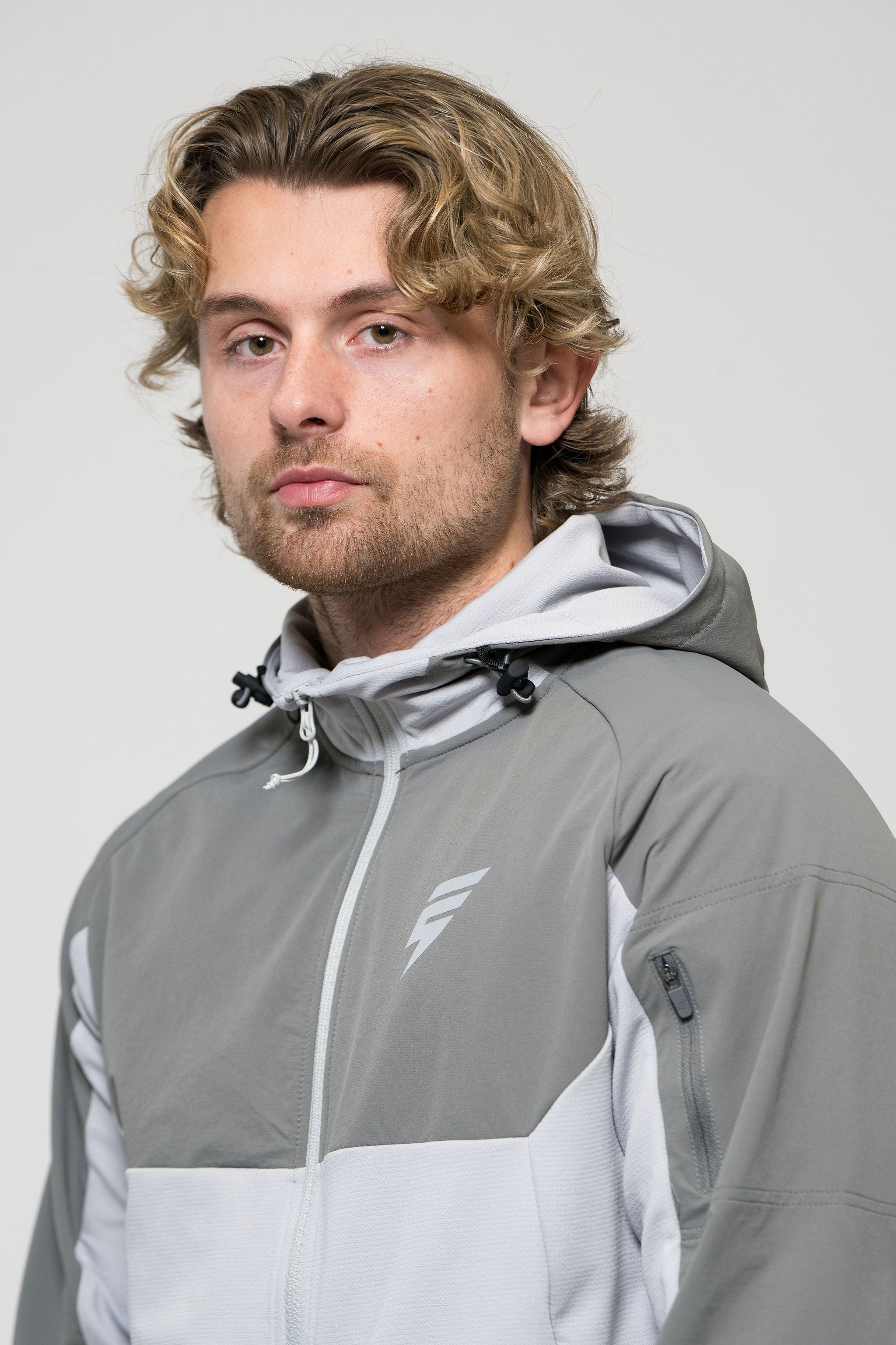 PATCH JACKET - LIGHT GREY/GREY