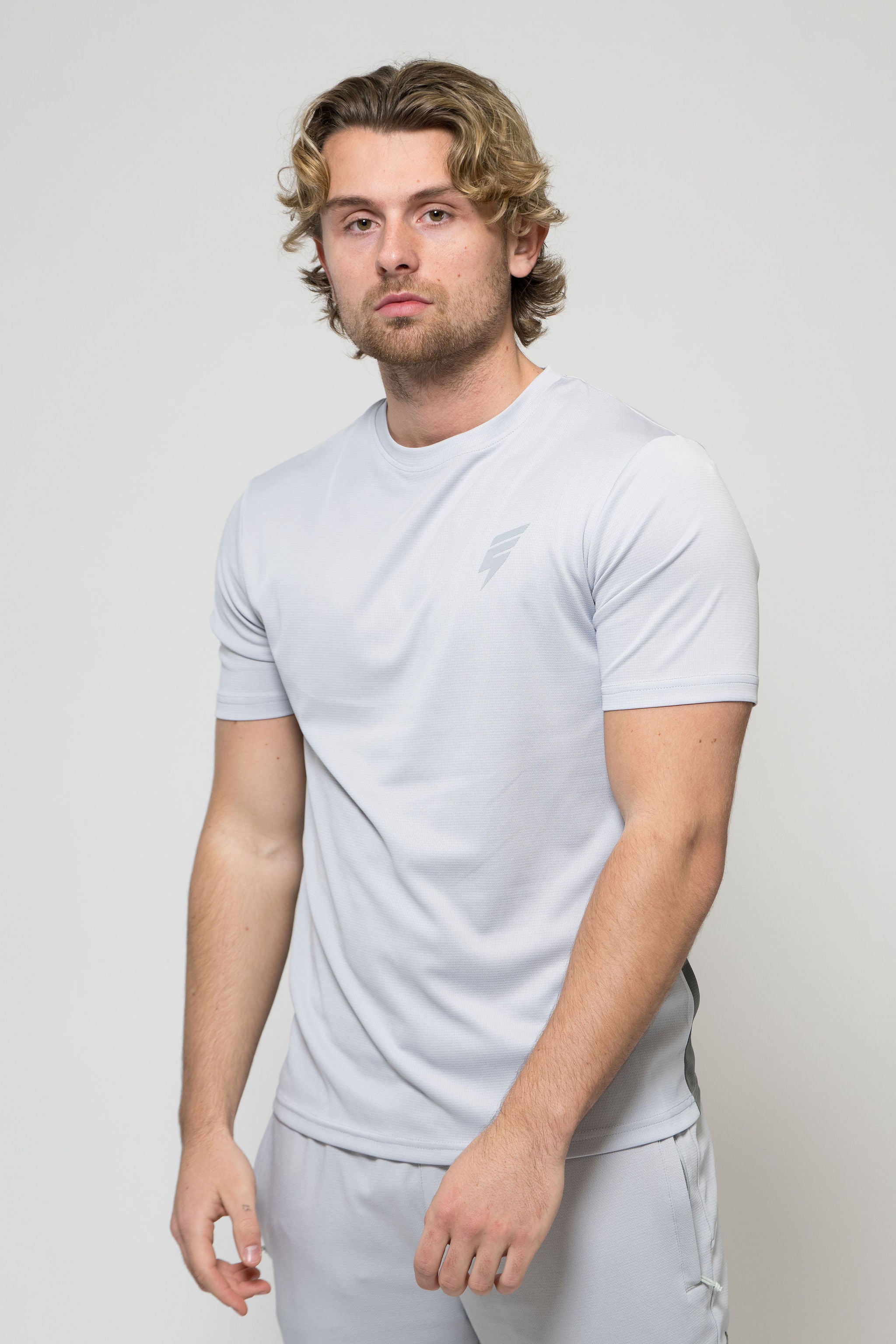 TECH TEE - LIGHT GREY/GREY