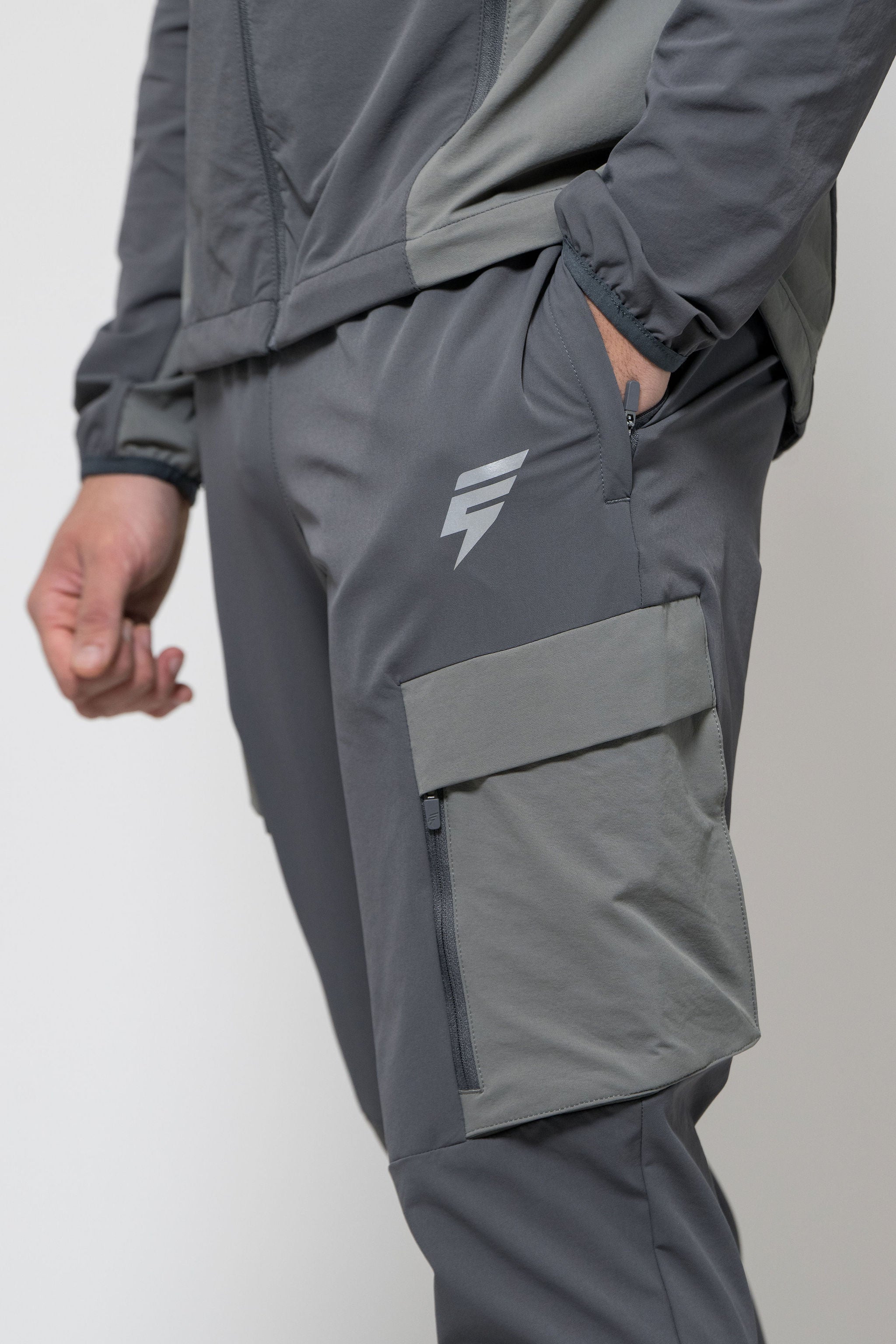 PEAK PANT - COAL/GREY