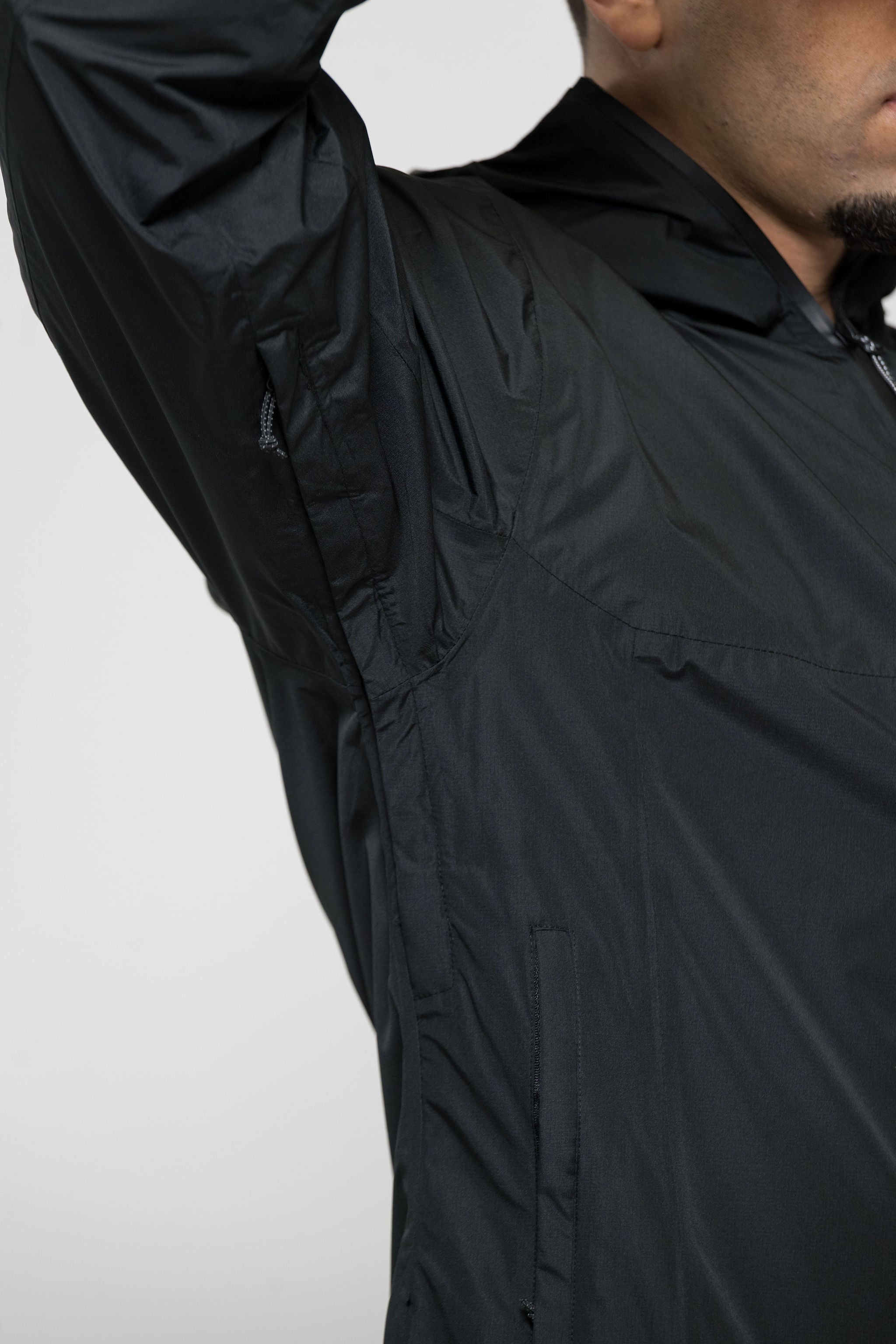 STORM RAINCOAT - BLACK