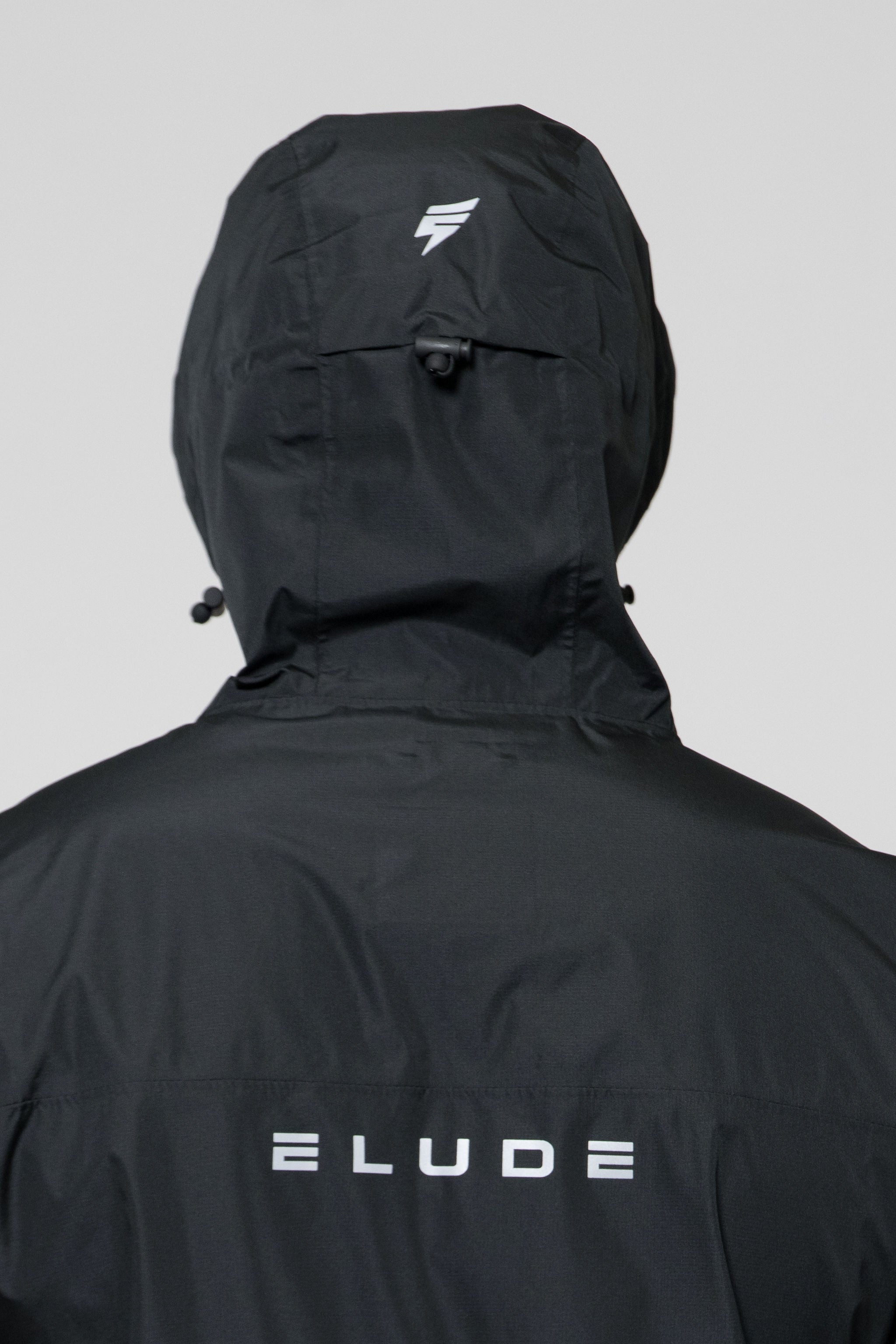 STORM RAINCOAT - BLACK