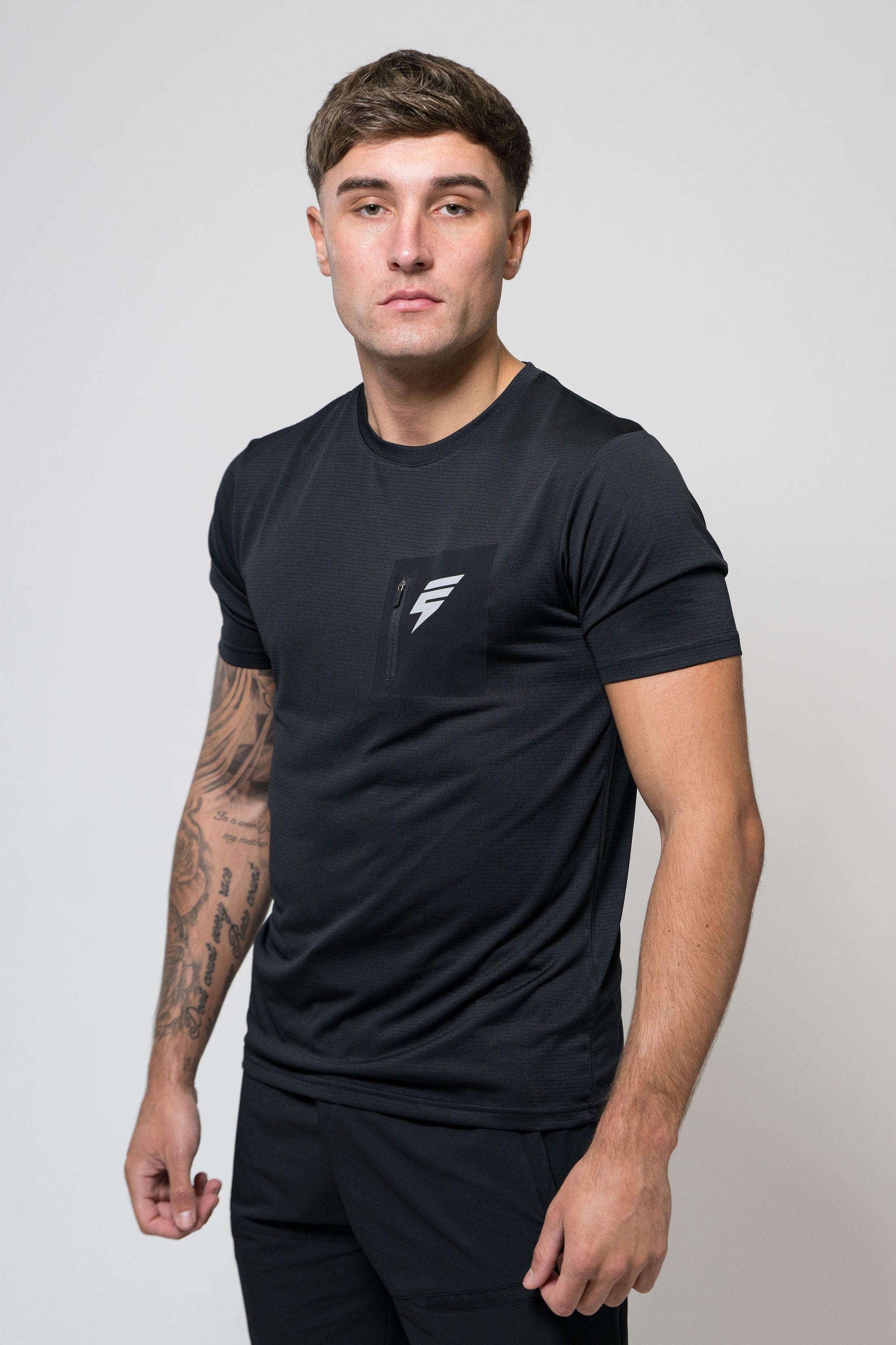APEX TEE - BLACK