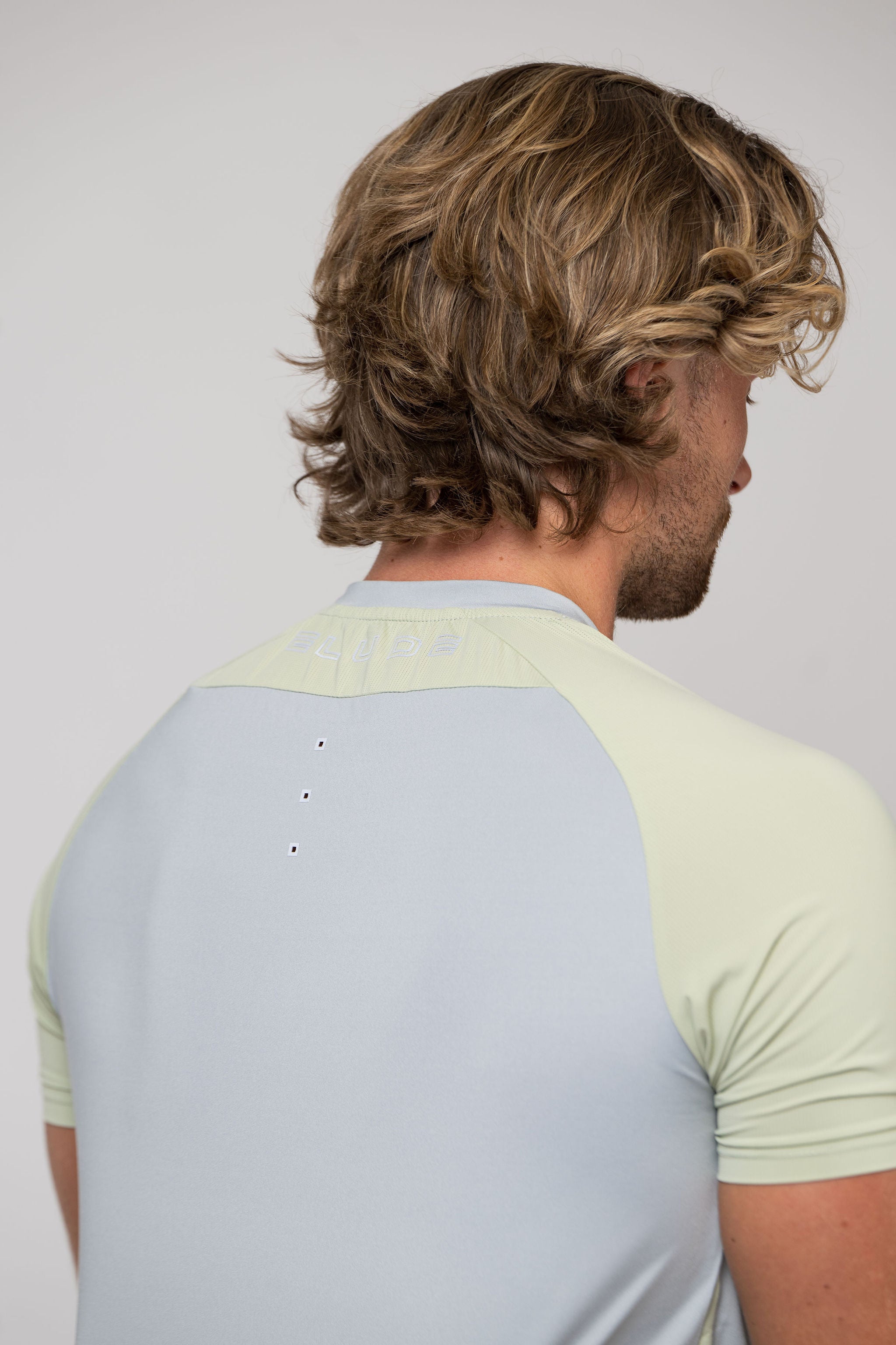 BREATHE SHORT SET - GREY/SOFT GRASS