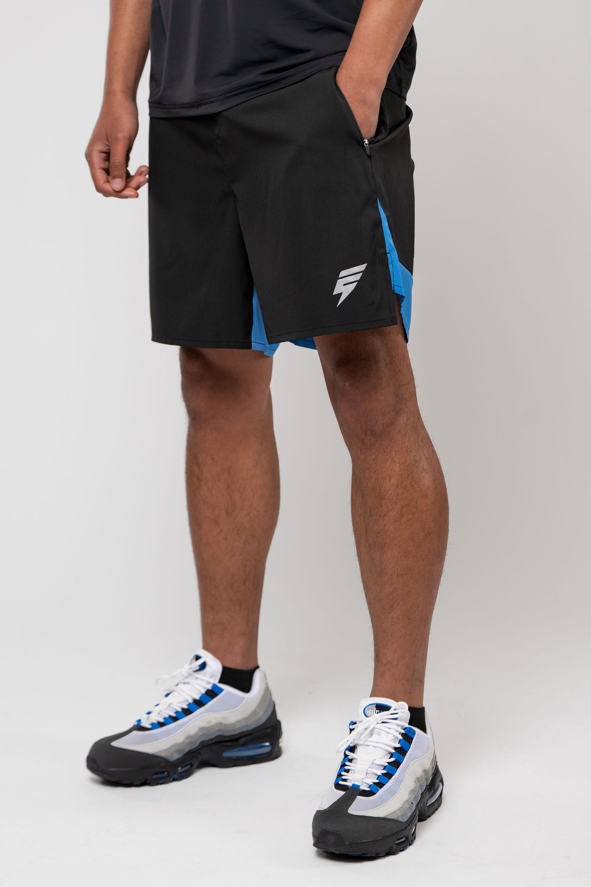TRACK SHORT - BLACK/NAUTICAL BLUE