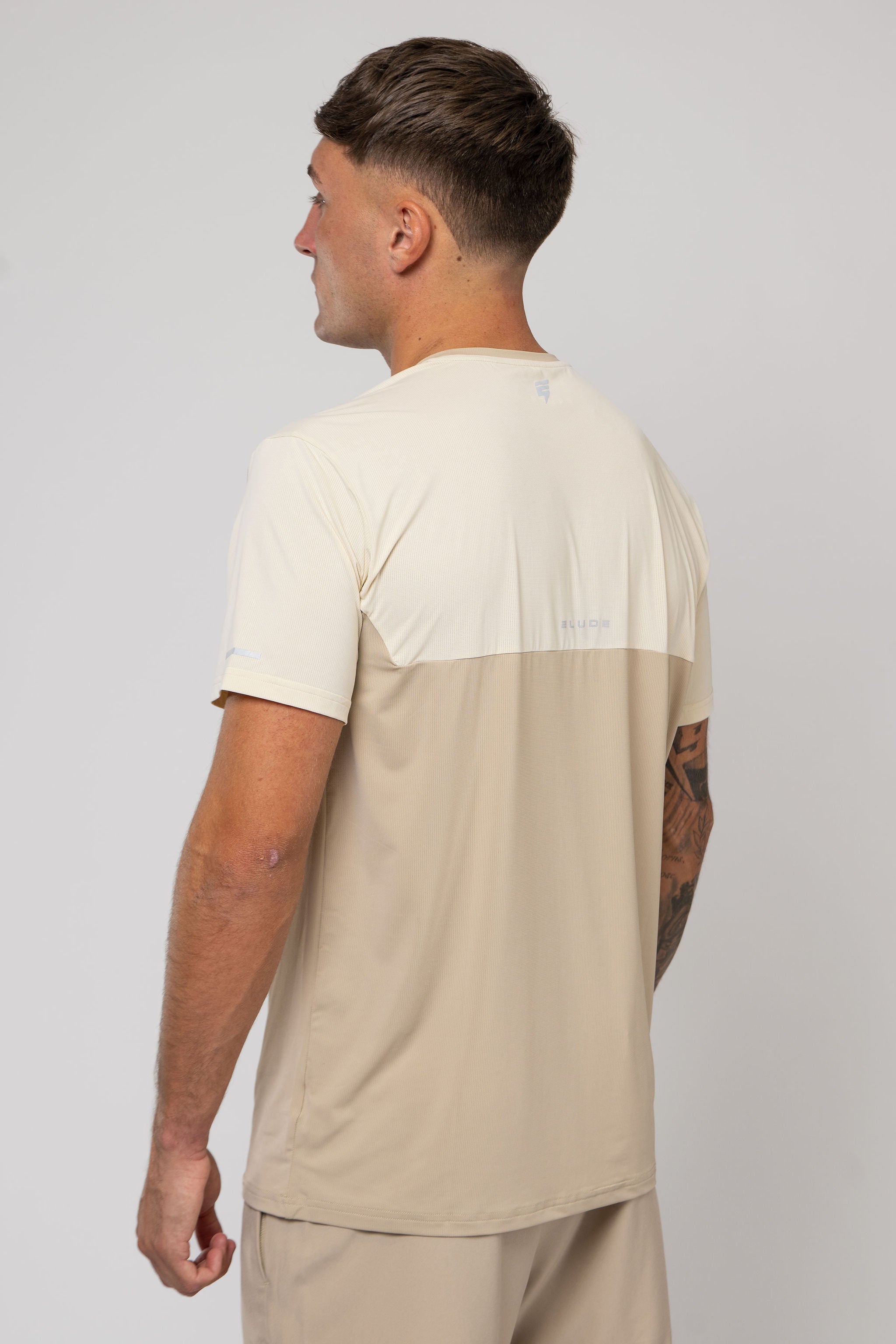TRACK TEE - BEIGE