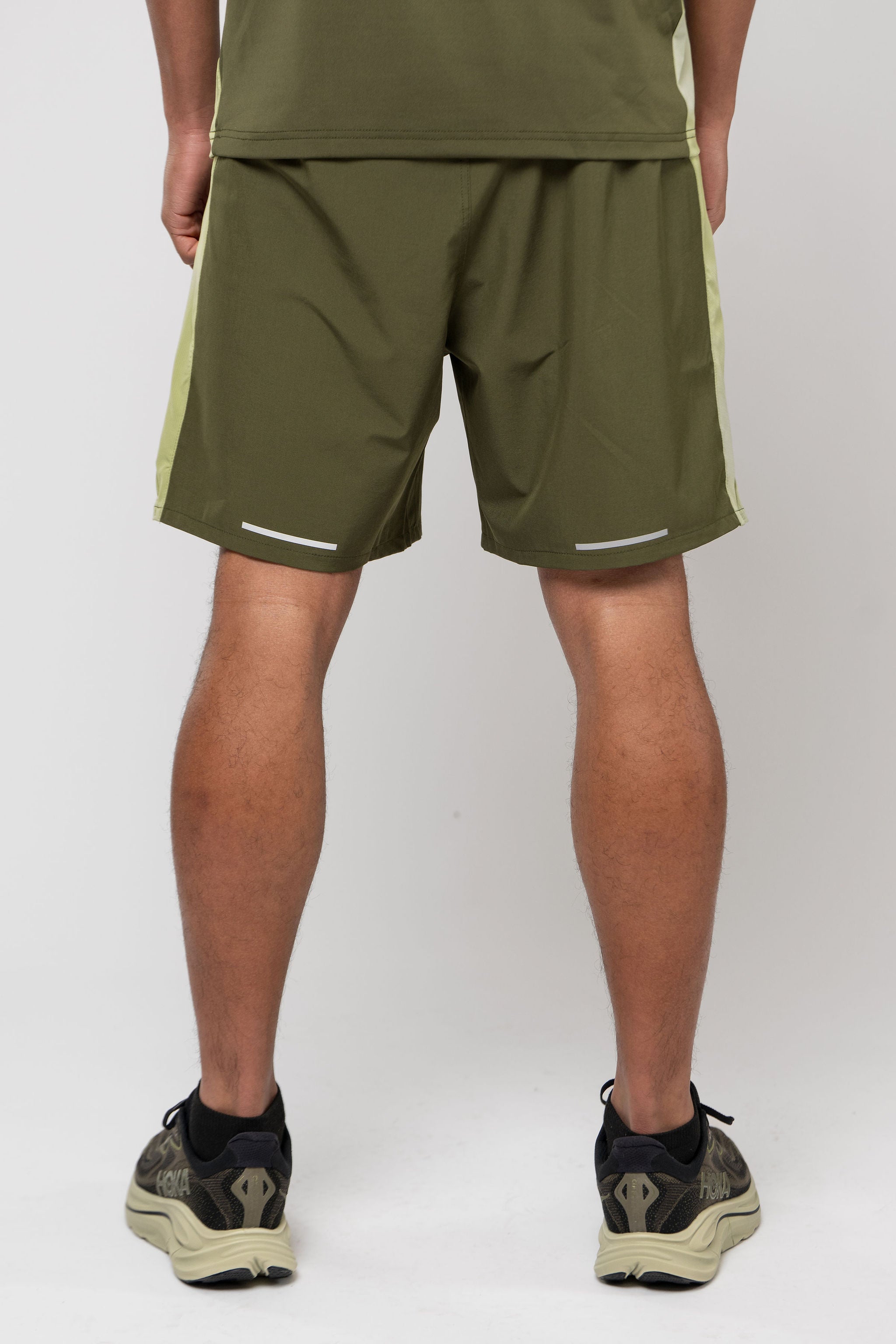 BREATHE SHORT SET - KHAKI/GREEN