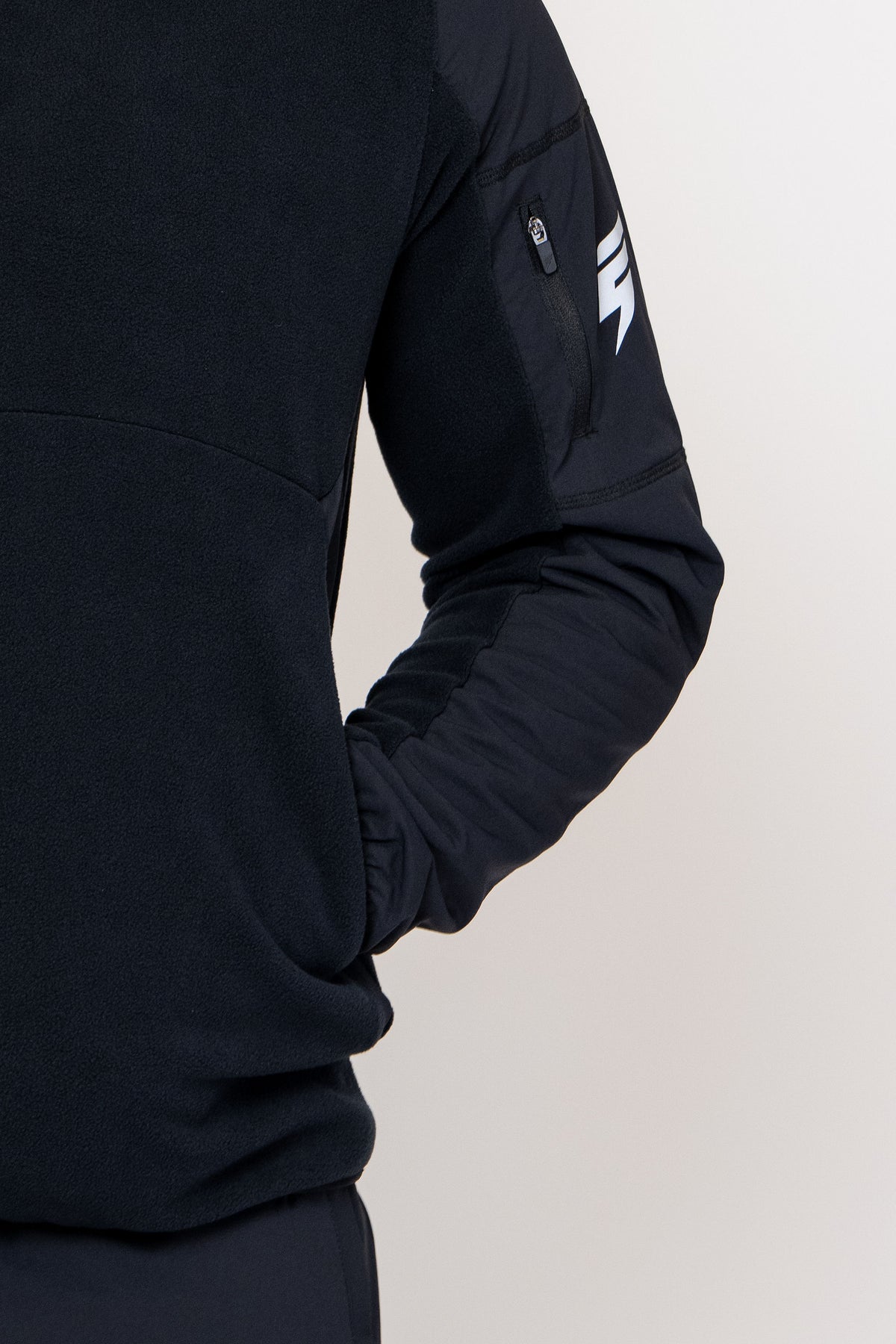 TRAIL FLEECE TRACKSUIT - BLACK