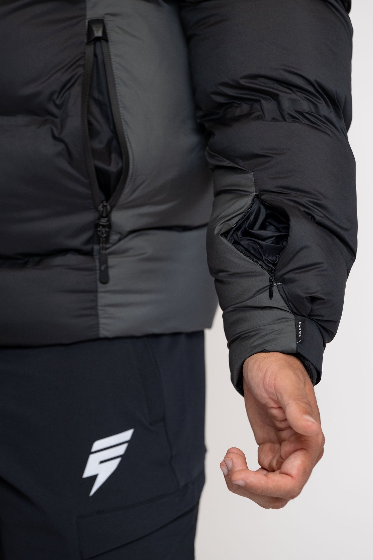 ARCTIC COAT - BLACK/DARK GREY