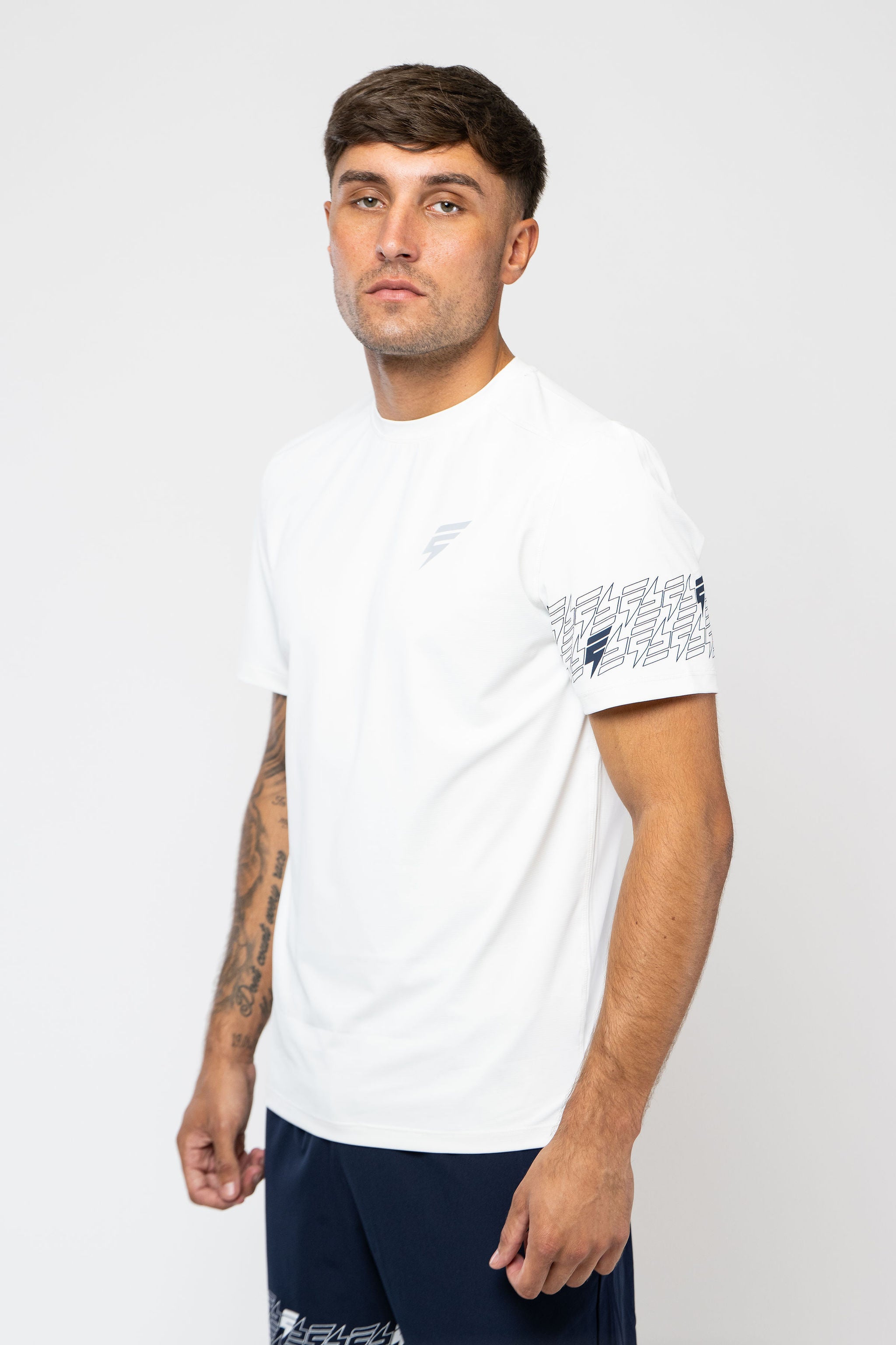 ICON TEE - WHITE/NAVY
