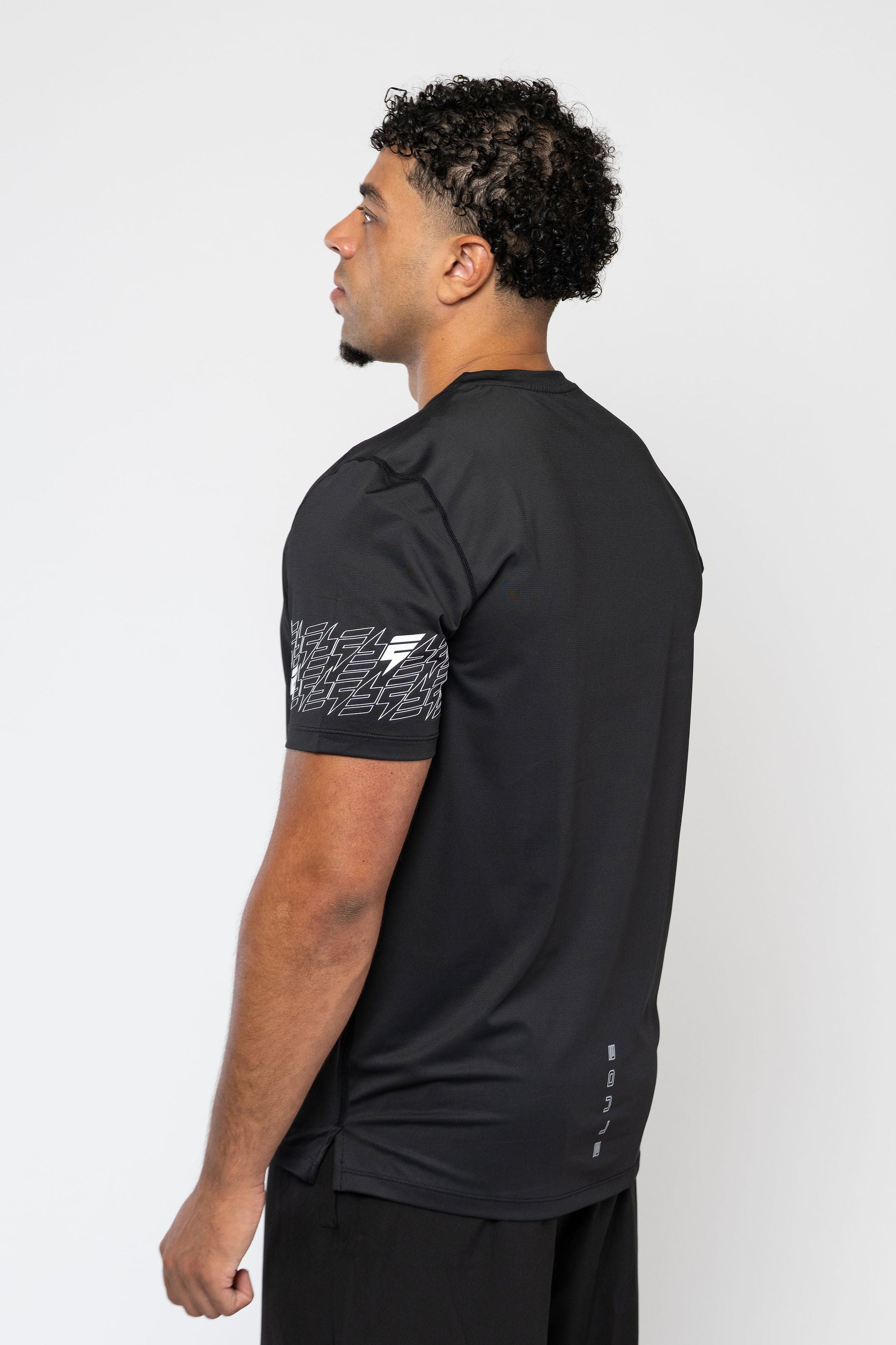 ICON TEE - BLACK/WHITE