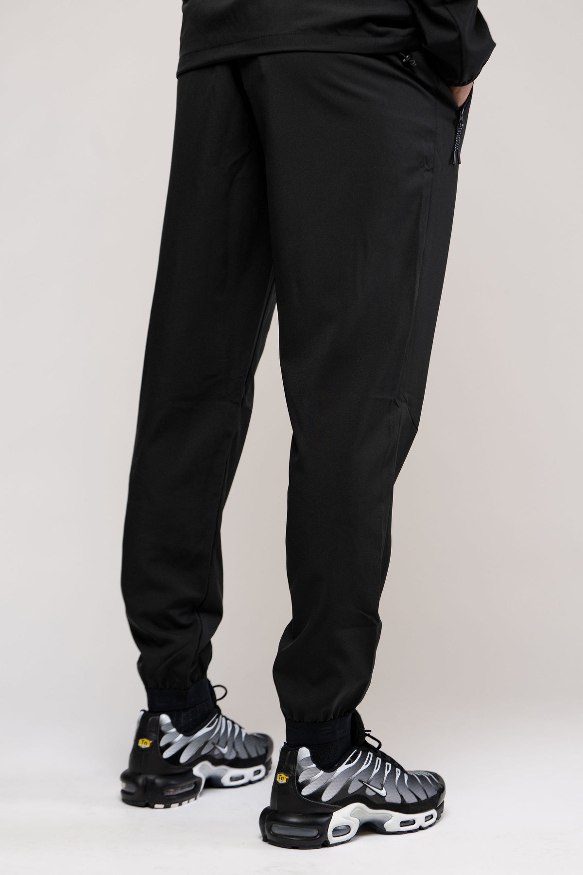 GALAXY TRACKSUIT - BLACK/LIGHT GREY