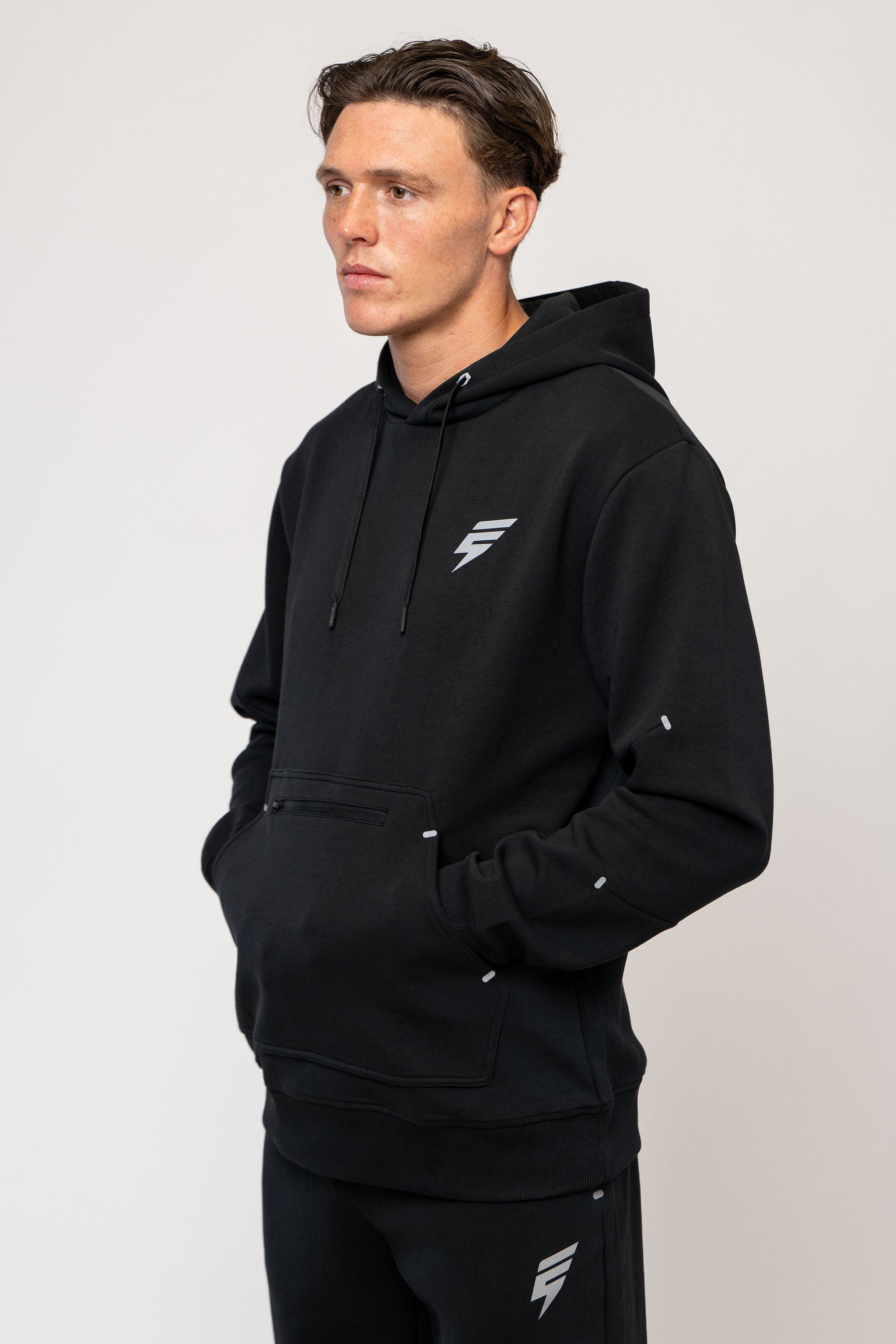 HYPER FLEECE HOODIE - BLACK