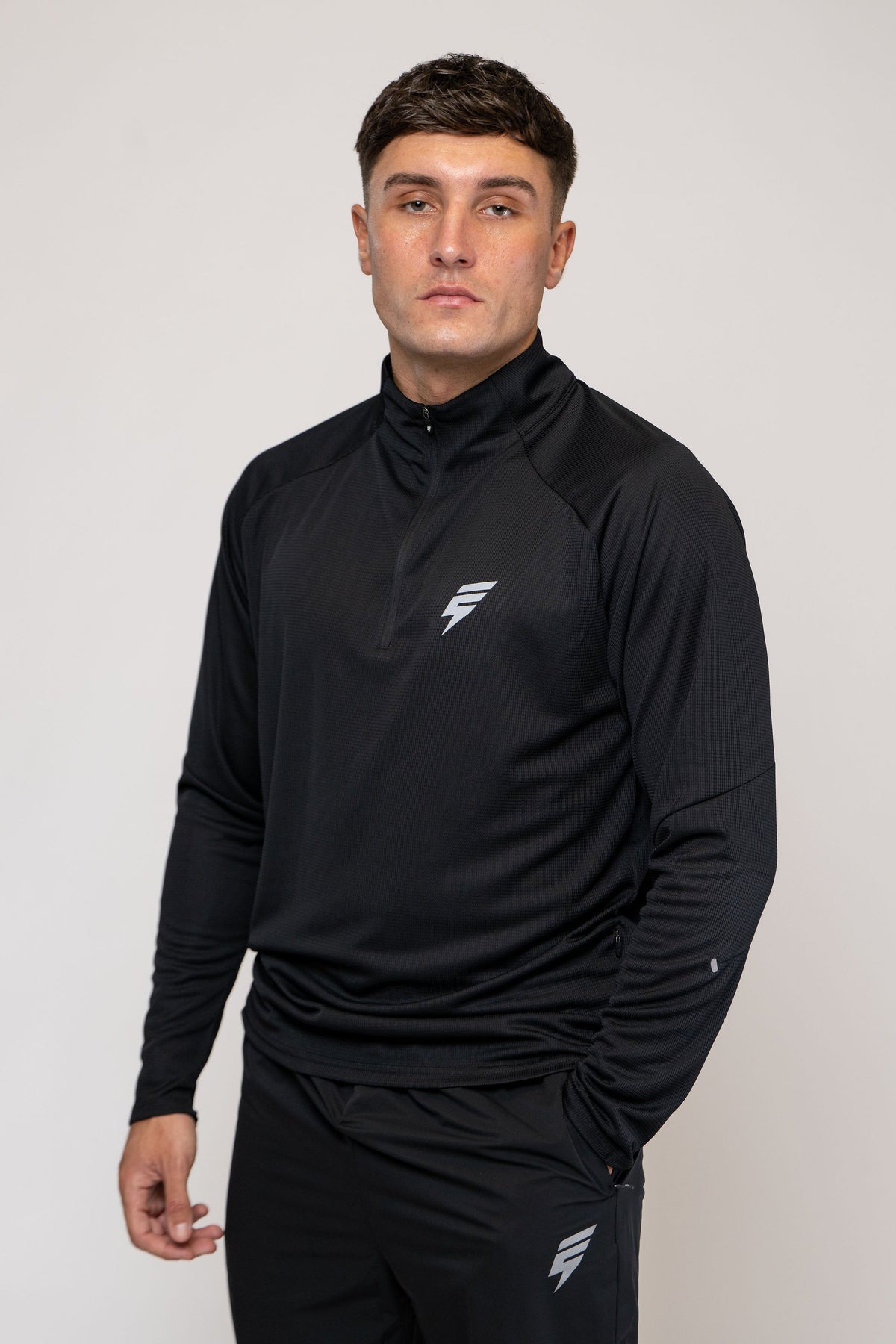 LYNK 1/2 ZIP TRACKSUIT - BLACK