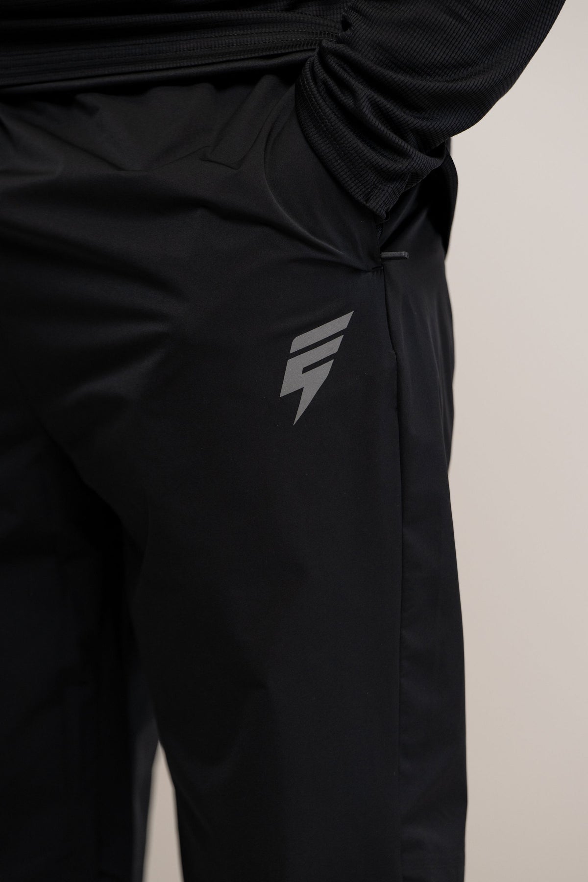 LYNK 1/2 ZIP TRACKSUIT - BLACK