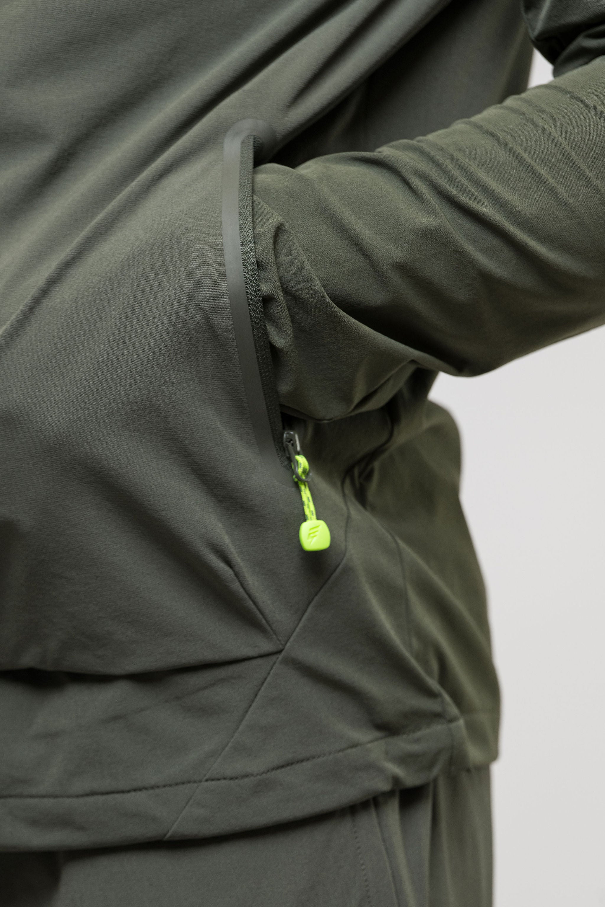 GHOST TRACKSUIT - KHAKI