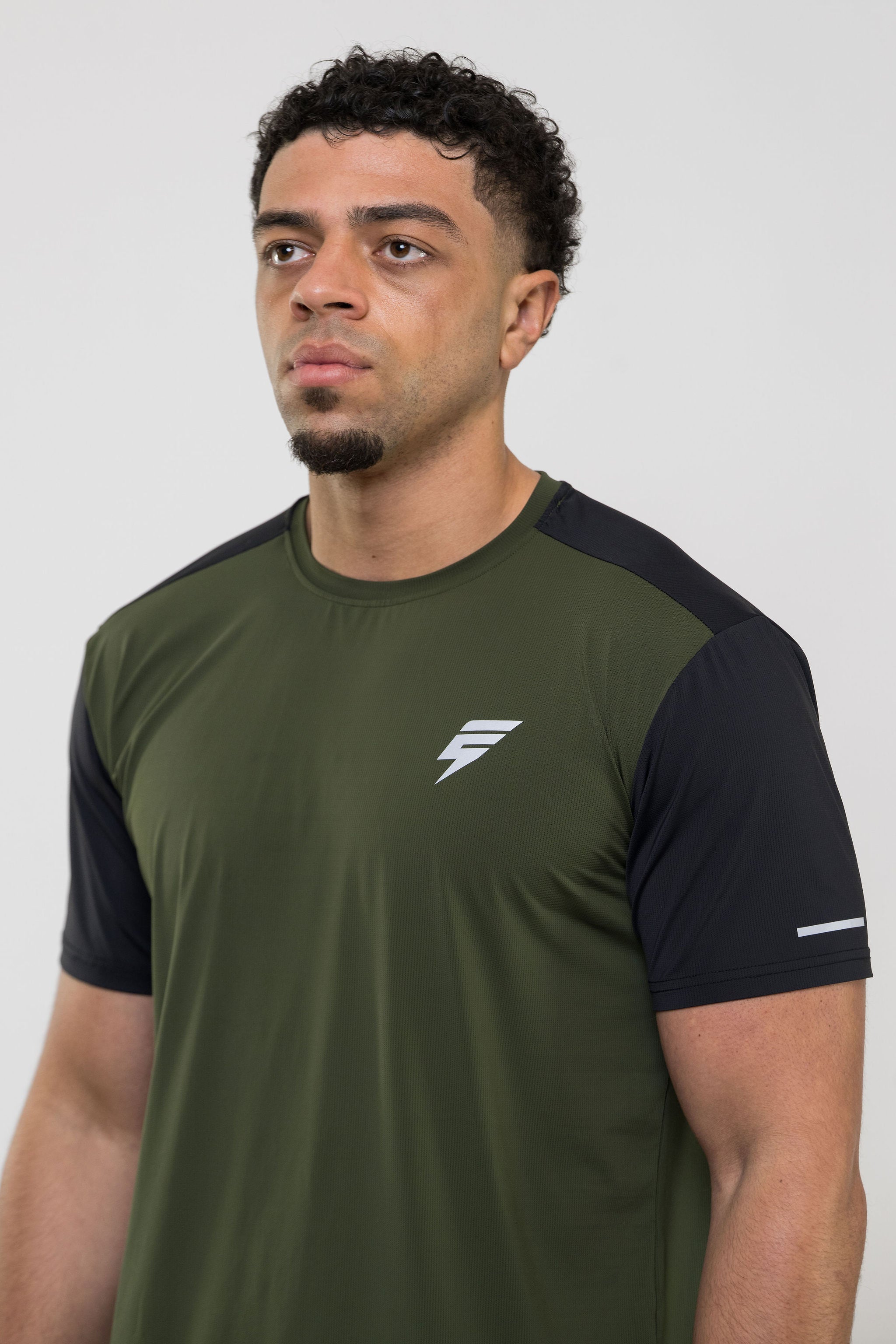 TRACK TEE - KHAKI/BLACK