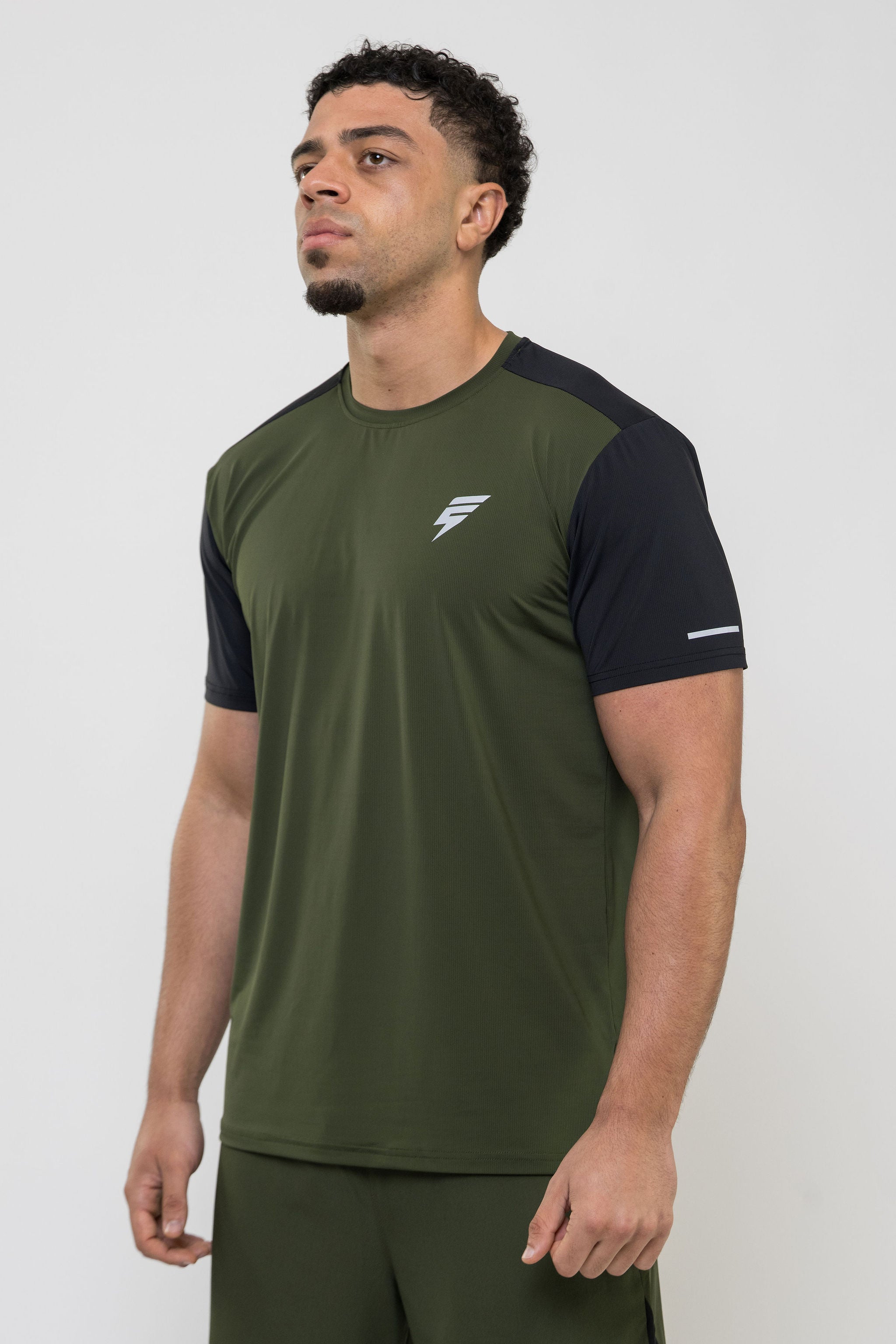 TRACK TEE - KHAKI/BLACK