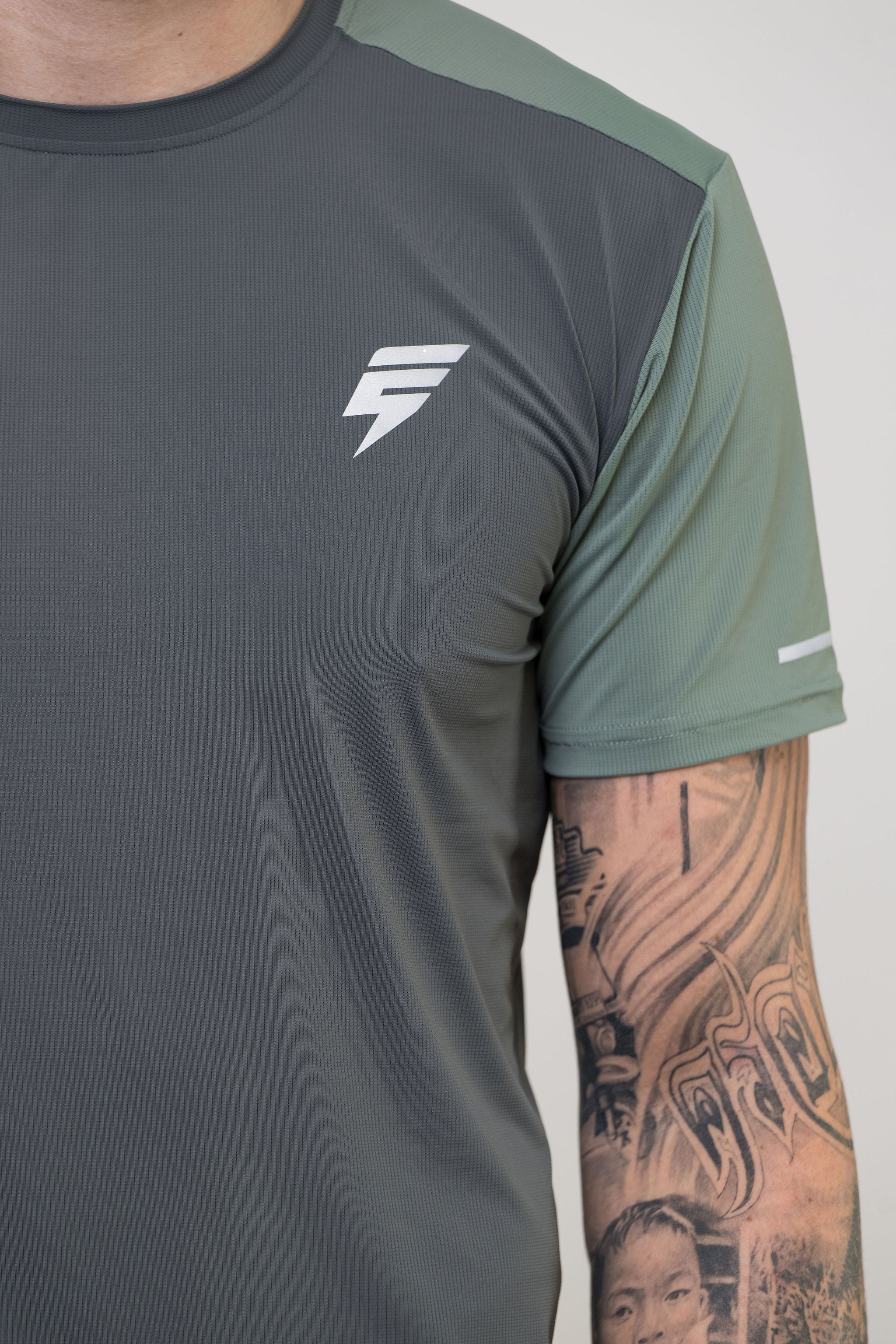 TRACK SHORT SET - GREY/SAGE