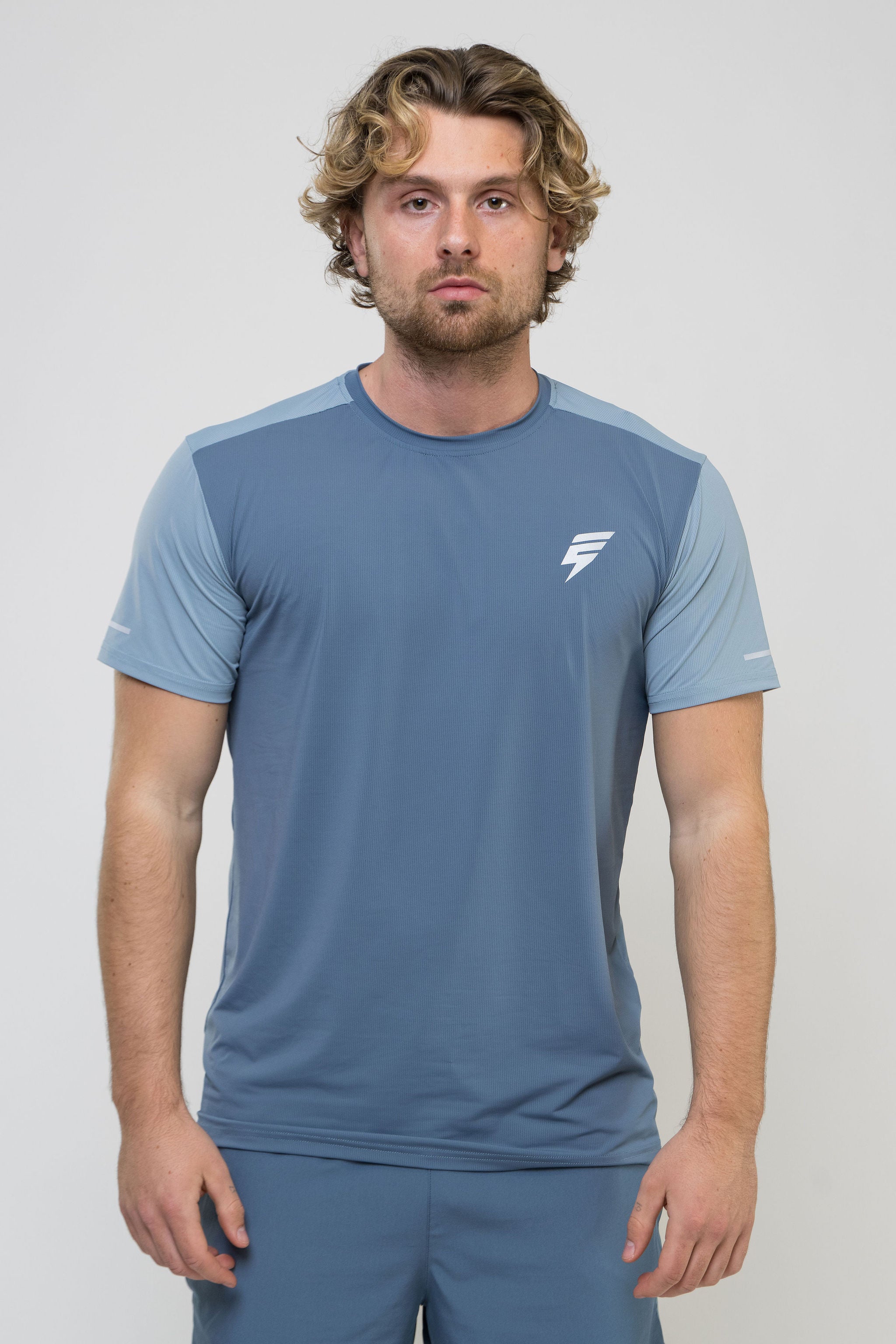 TRACK TEE - PALE NAVY/SKY BLUE