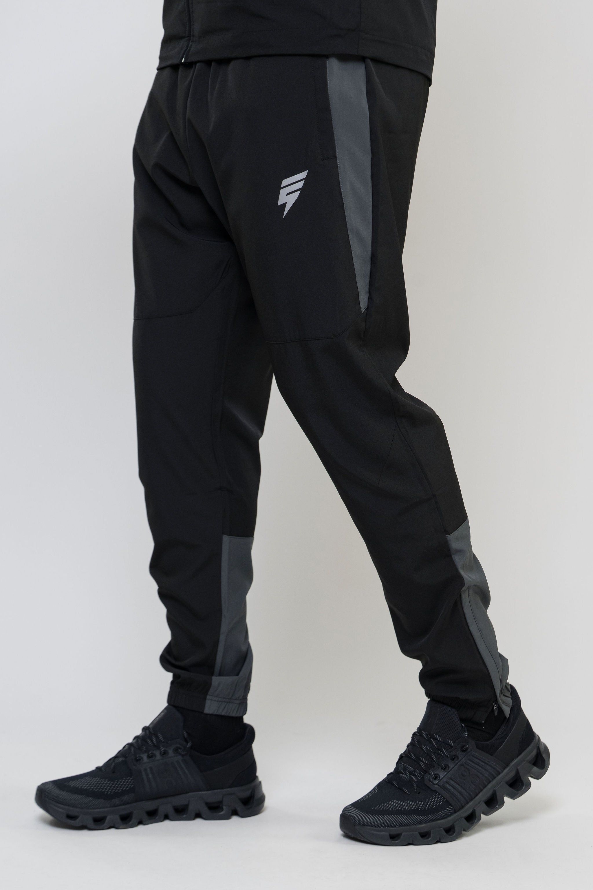 TRACK PANT - BLACK/DARK GREY