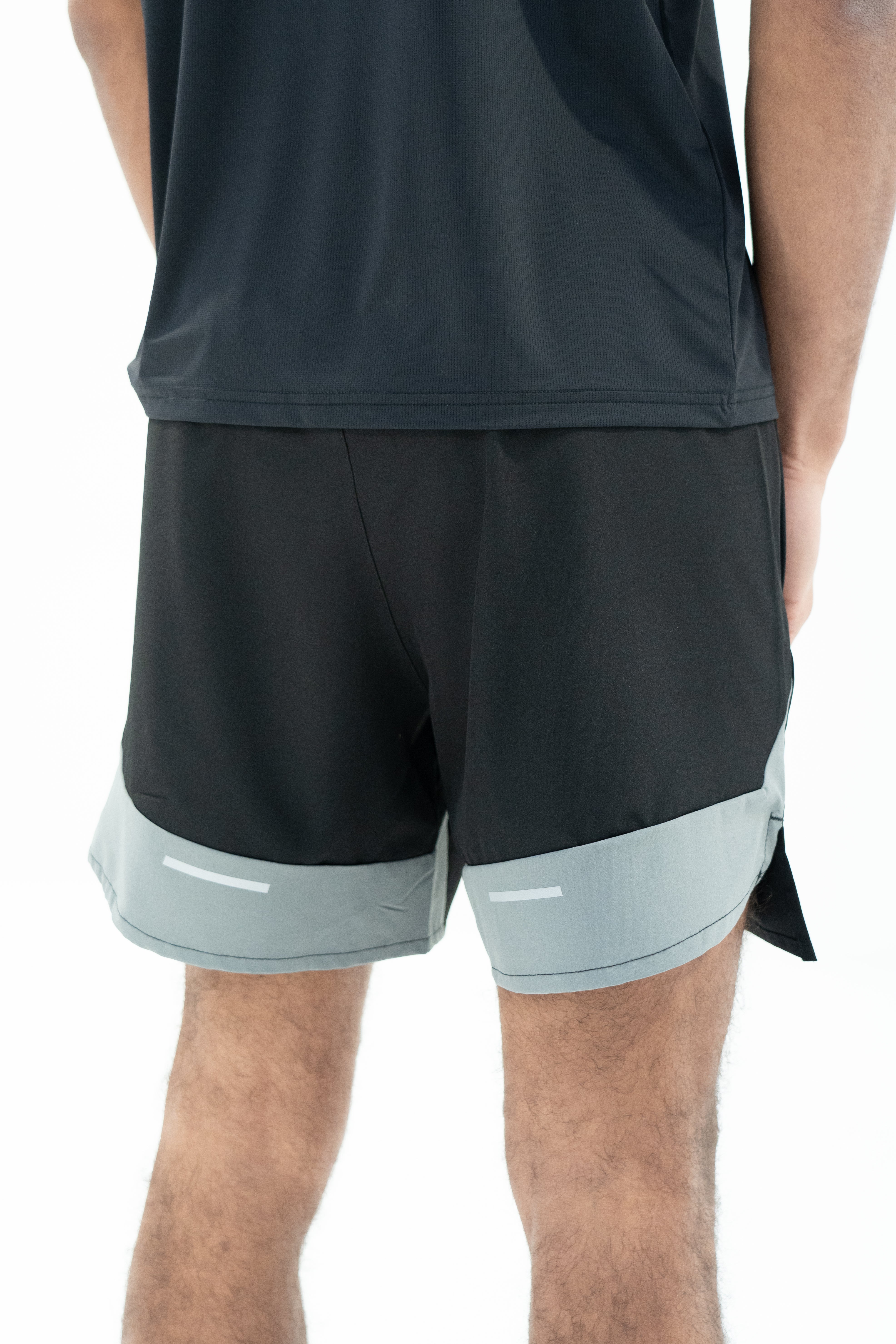 SPLIT SHORTS - BLACK/LIGHT GREY