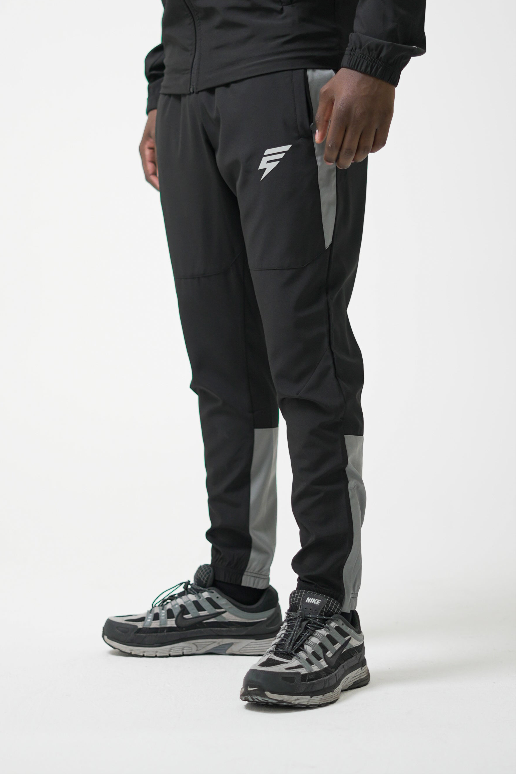 TRACK PANTS - BLACK/LIGHT GREY