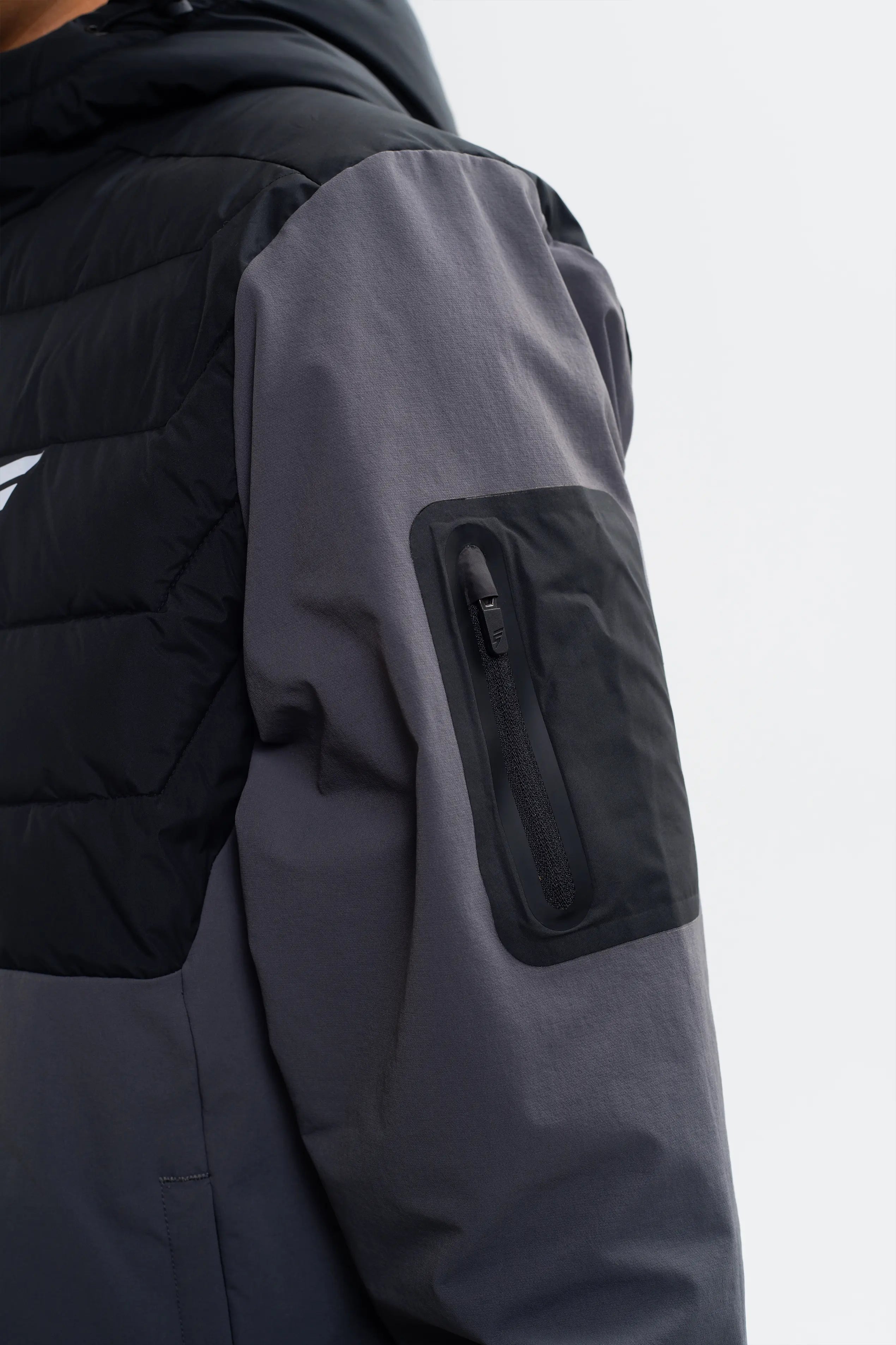 HYBRID TRACKSUIT - COAL/BLACK