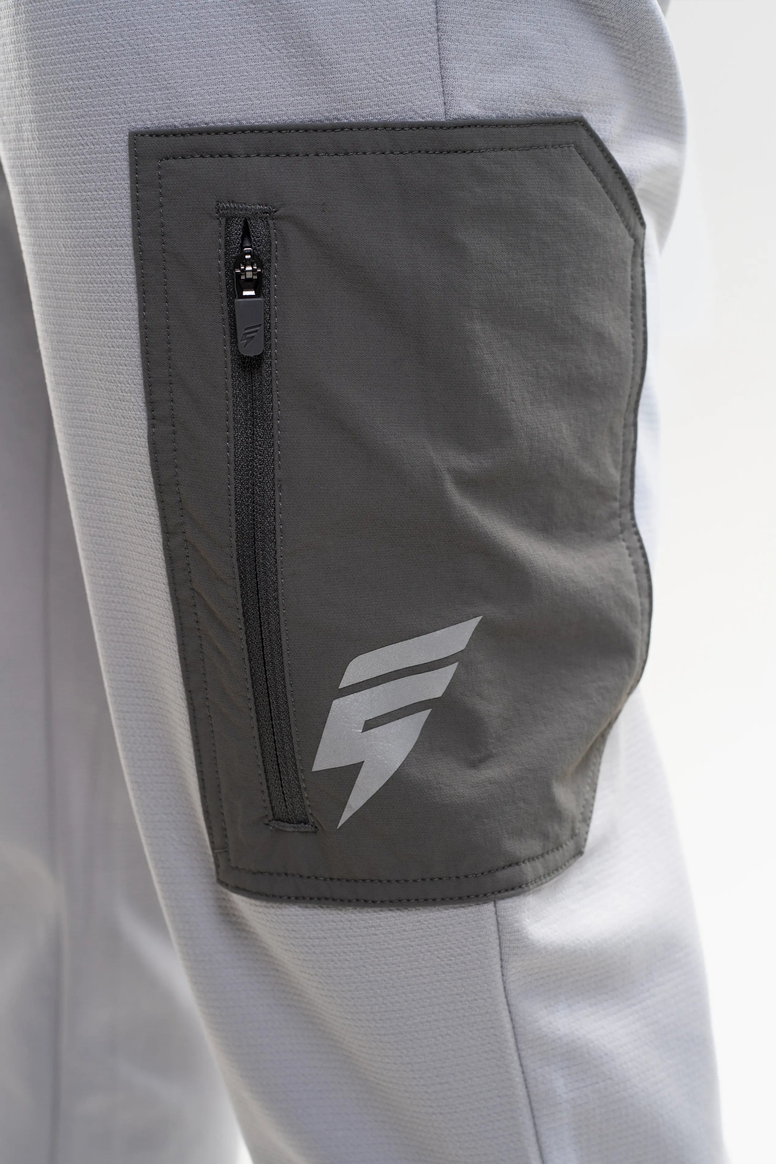 PATCH PANT - LIGHT GREY/COAL