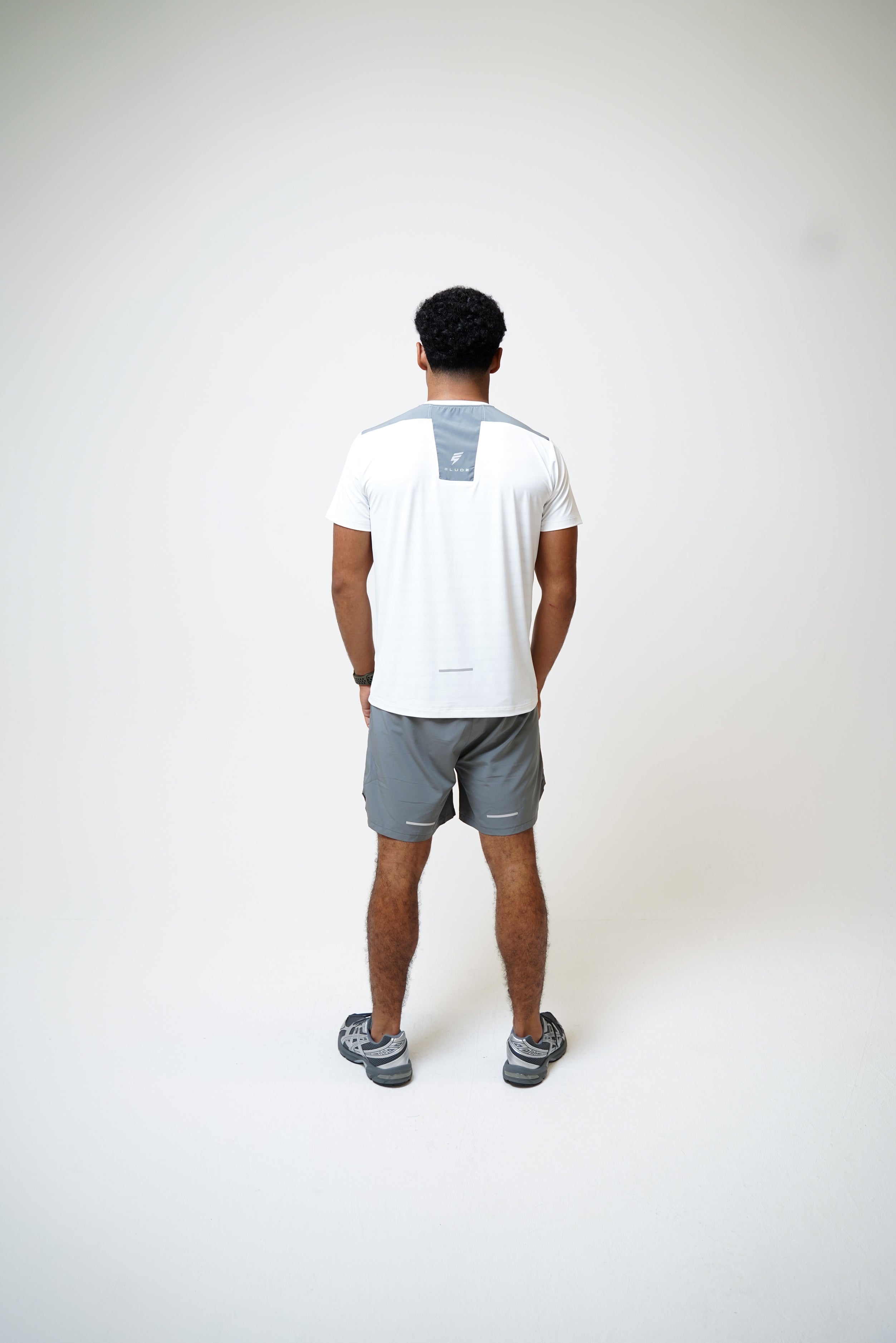 VENT TEE - WHITE