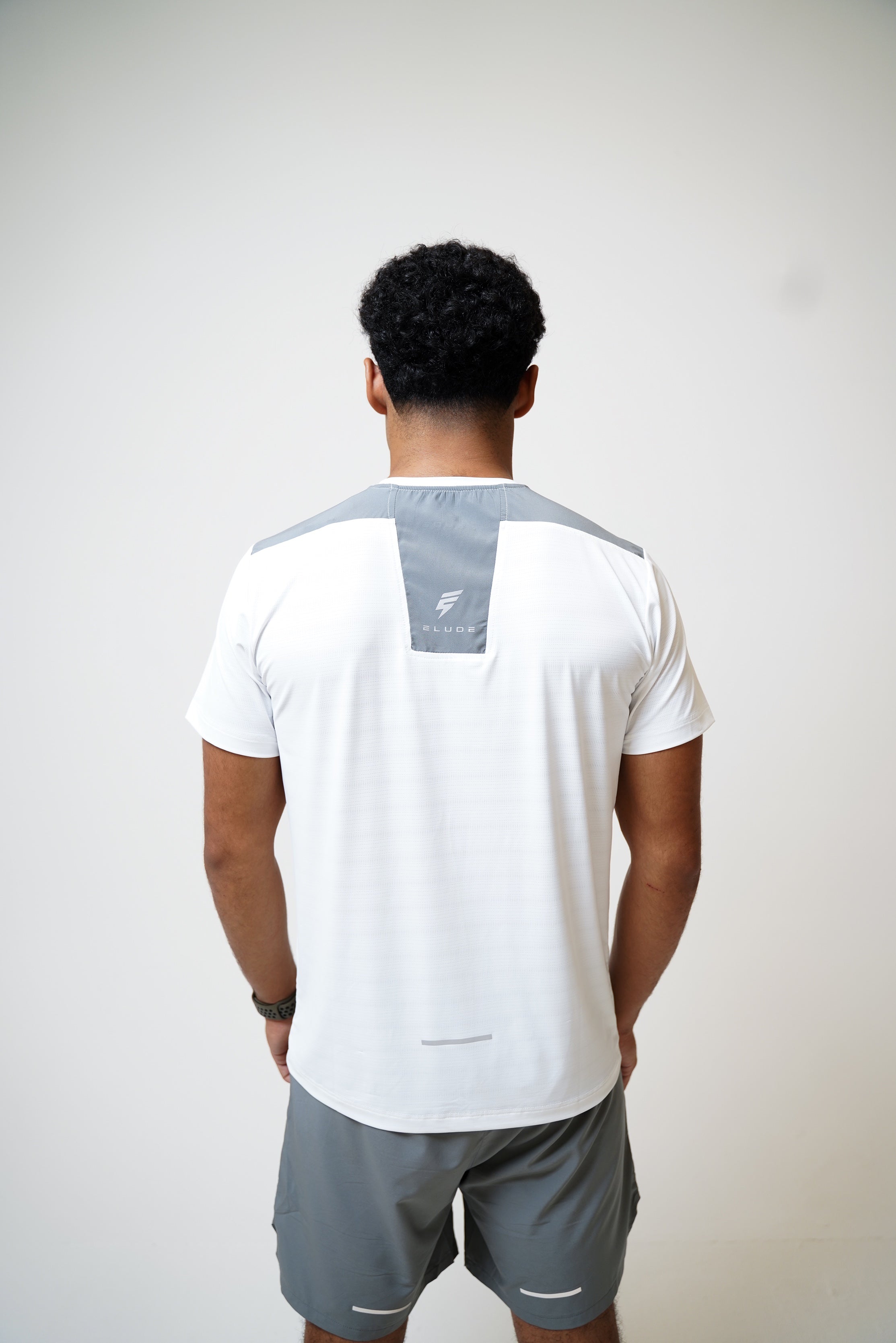 VENT TEE - WHITE