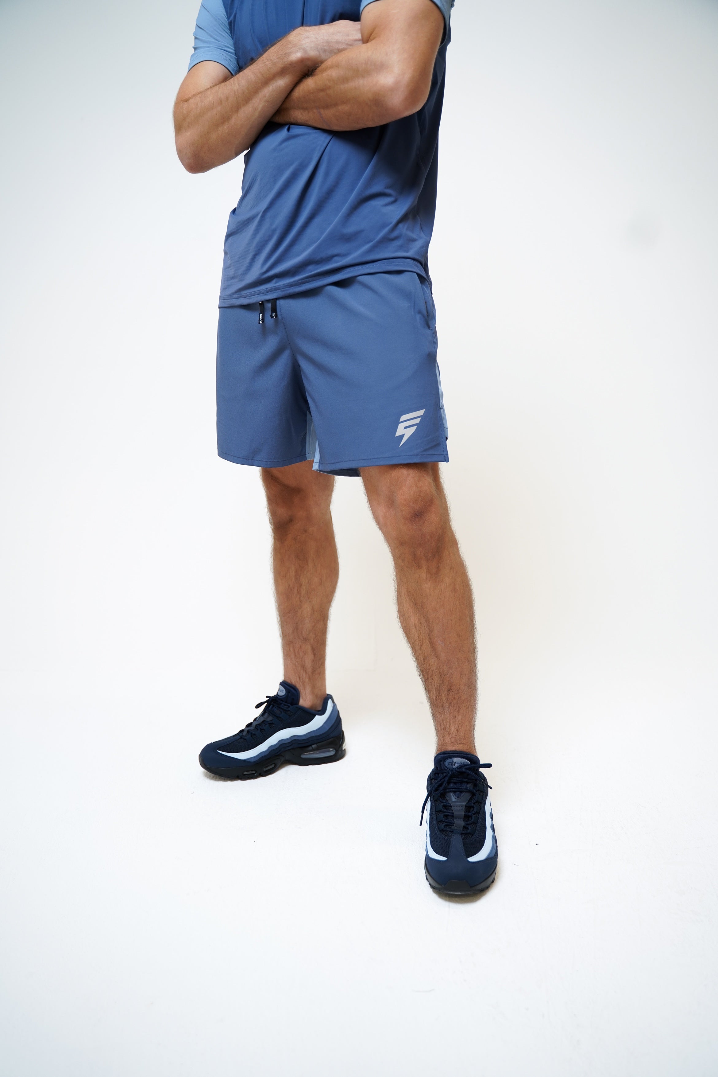SPLIT SHORTS - NAVY/PASTEL BLUE