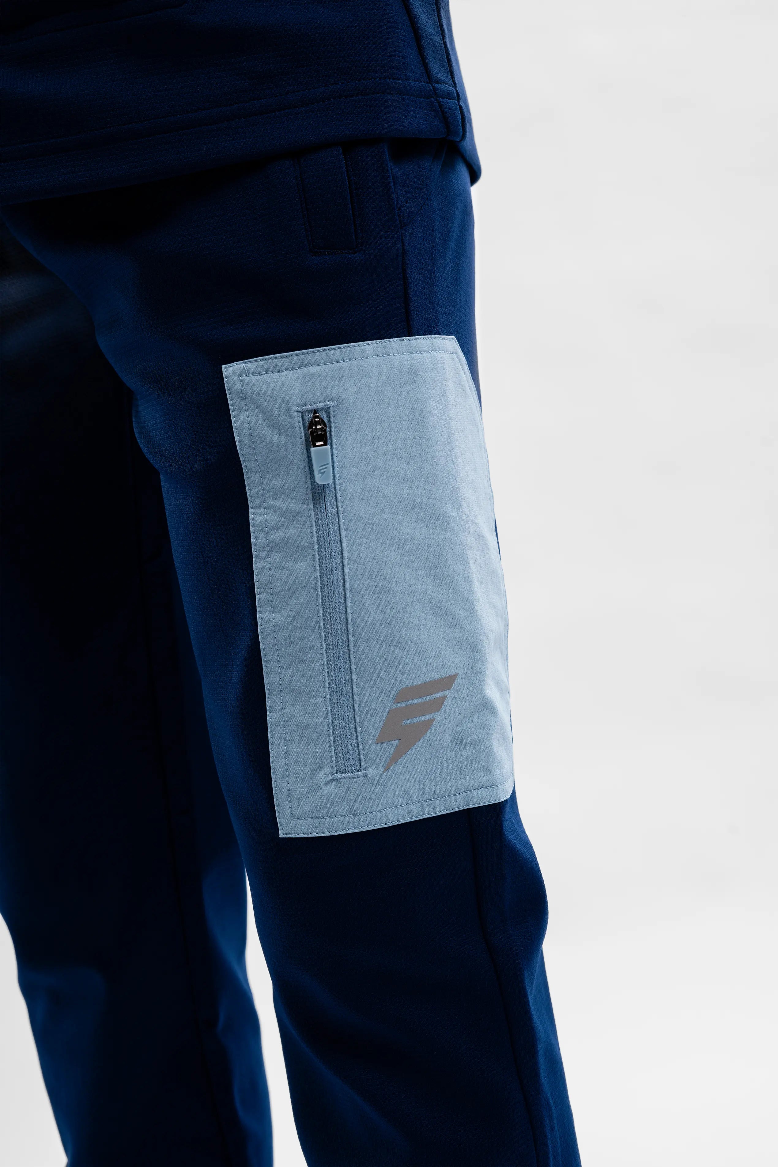 JUNIORS PATCH TRACKSUIT - NAVY/BLUE