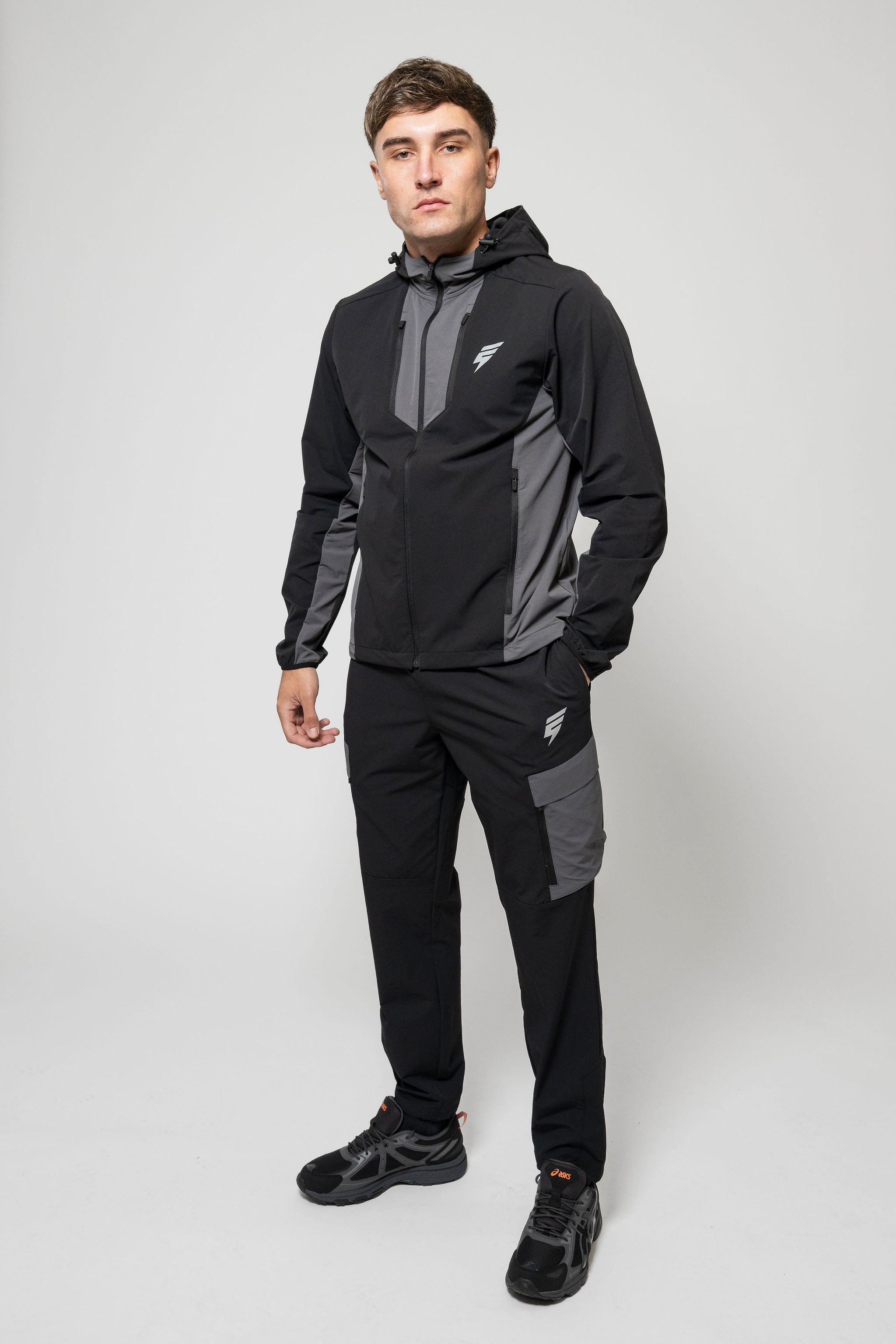 PEAK TRACKSUIT - BLACK/COAL