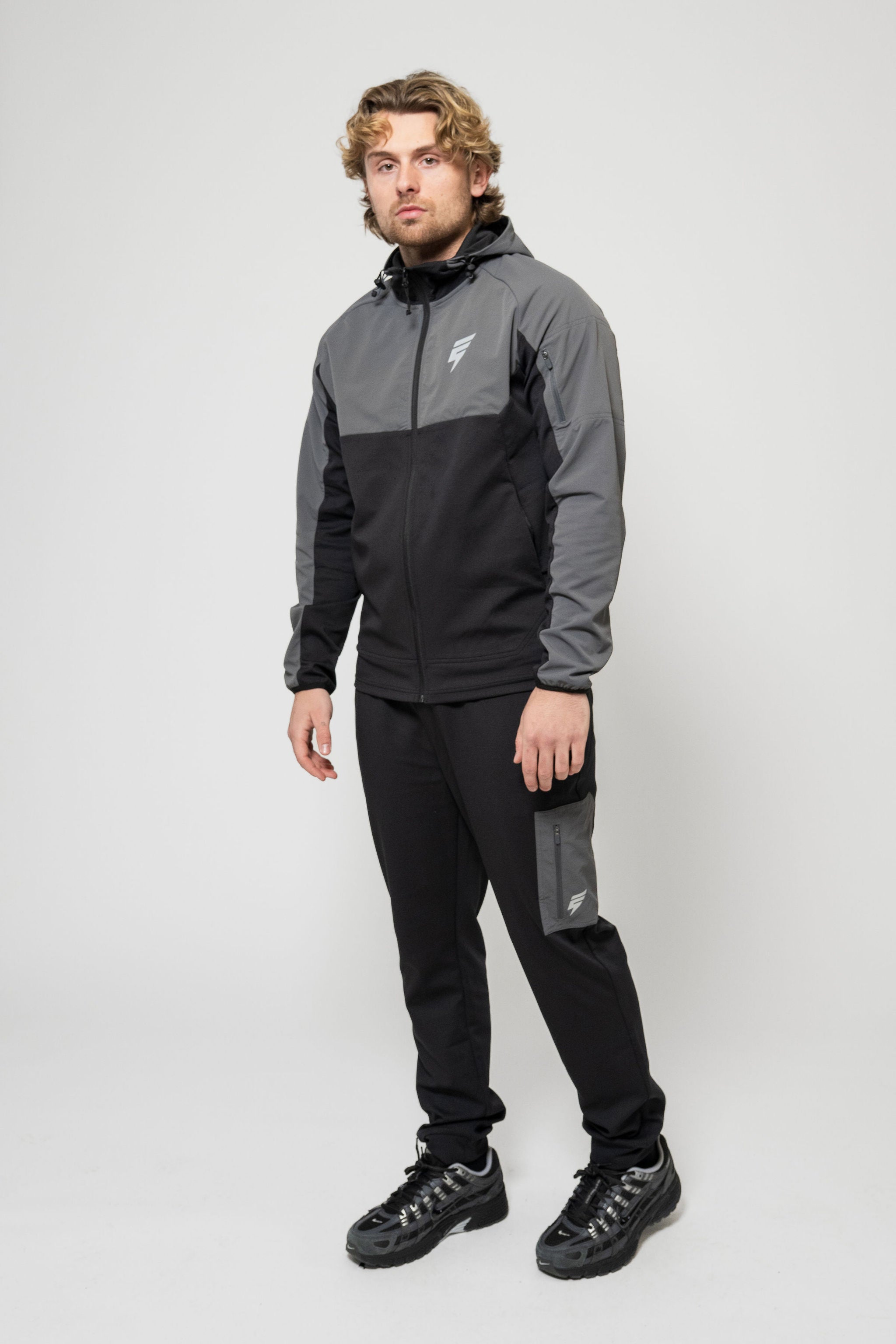 PATCH TRACKSUIT - BLACK/COAL