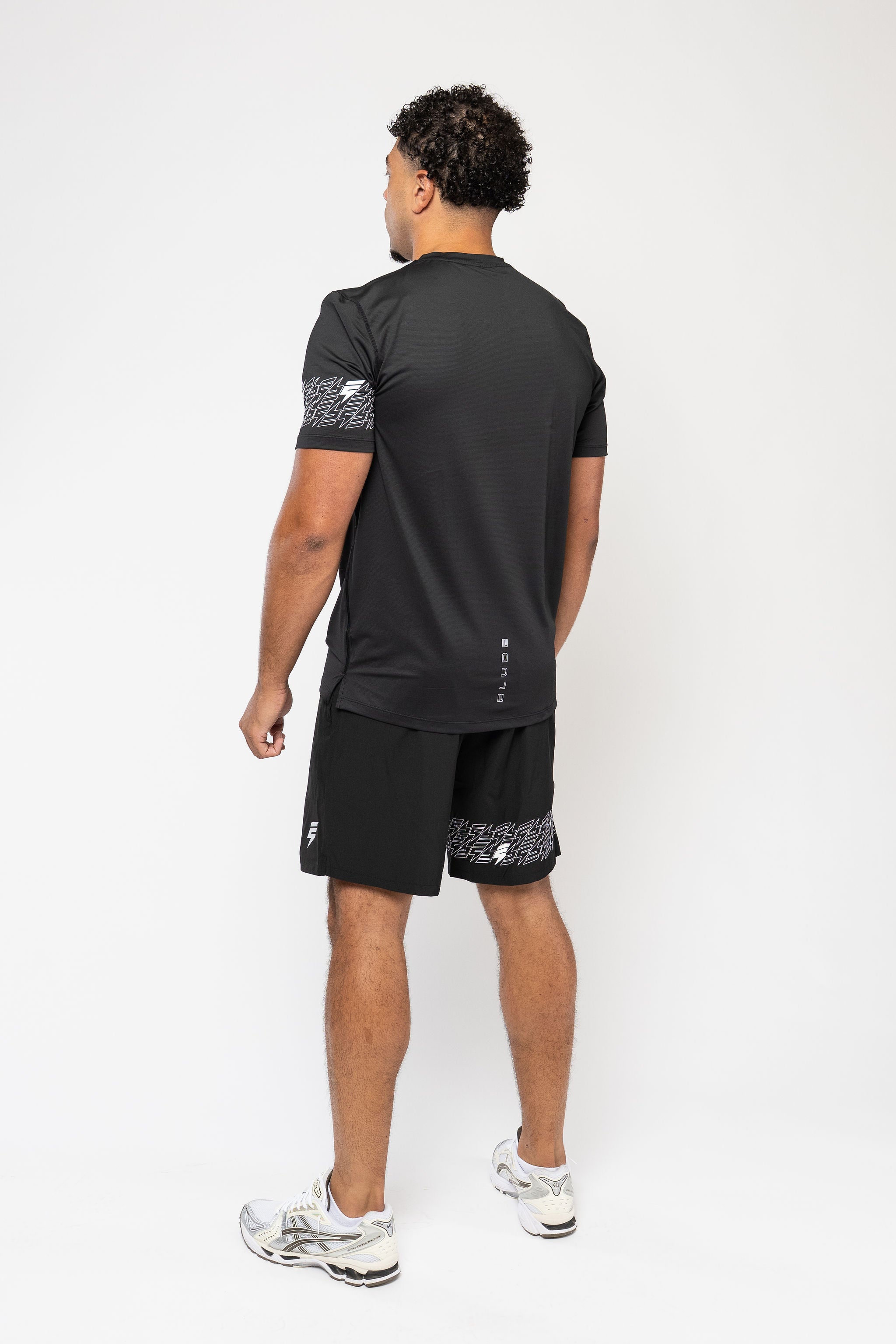 ICON SHORT SET - BLACK/WHITE