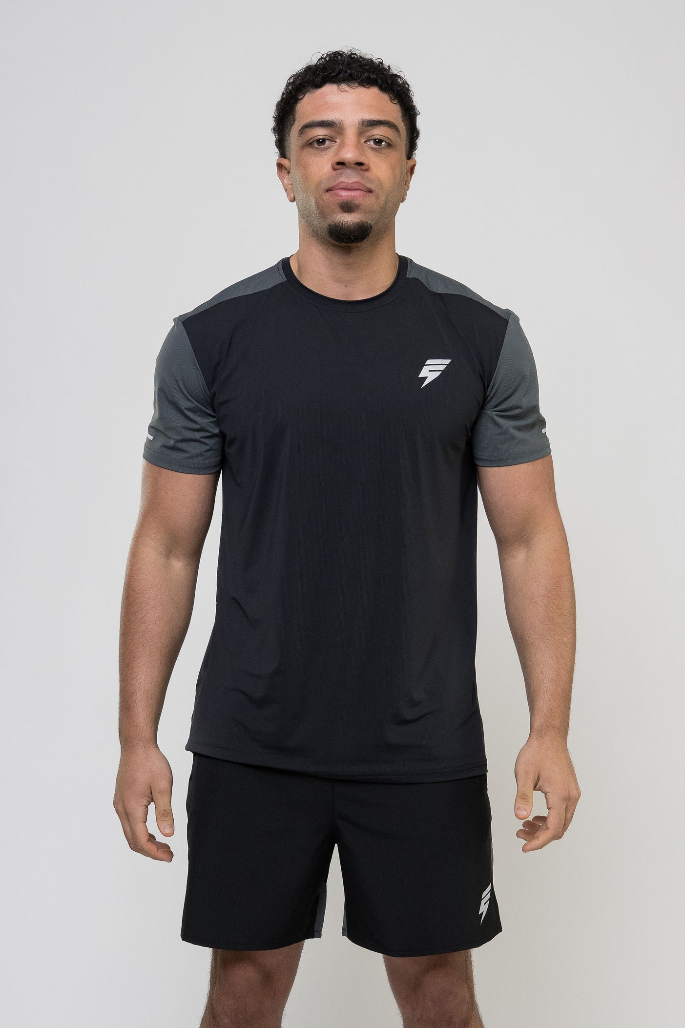 TRACK SHORT SET - BLACK/DARK GREY