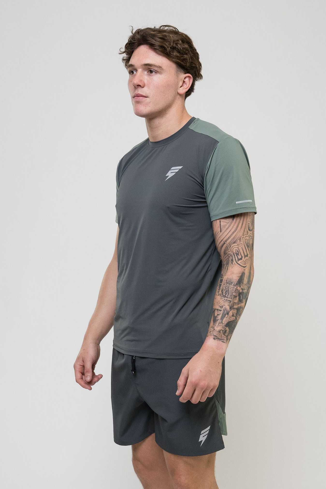 TRACK SHORT SET - GREY/SAGE
