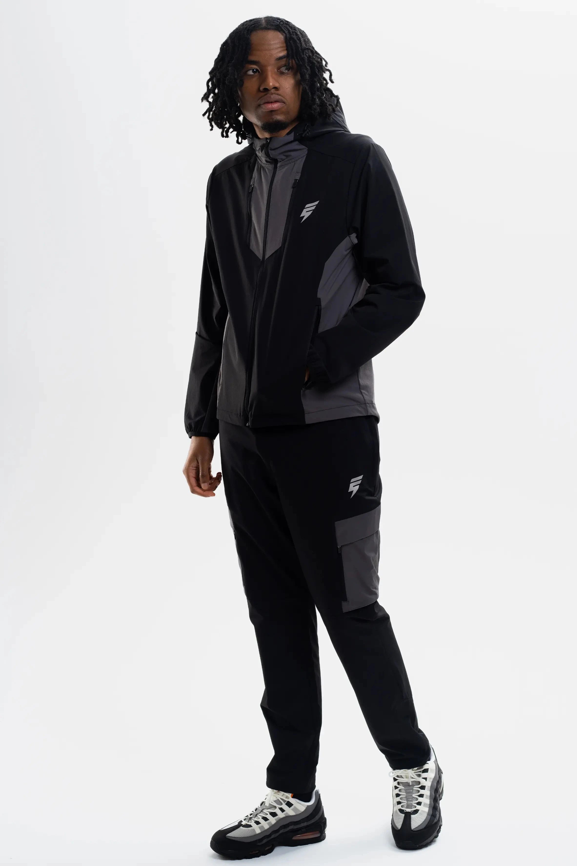 PEAK TRACKSUIT - BLACK/COAL