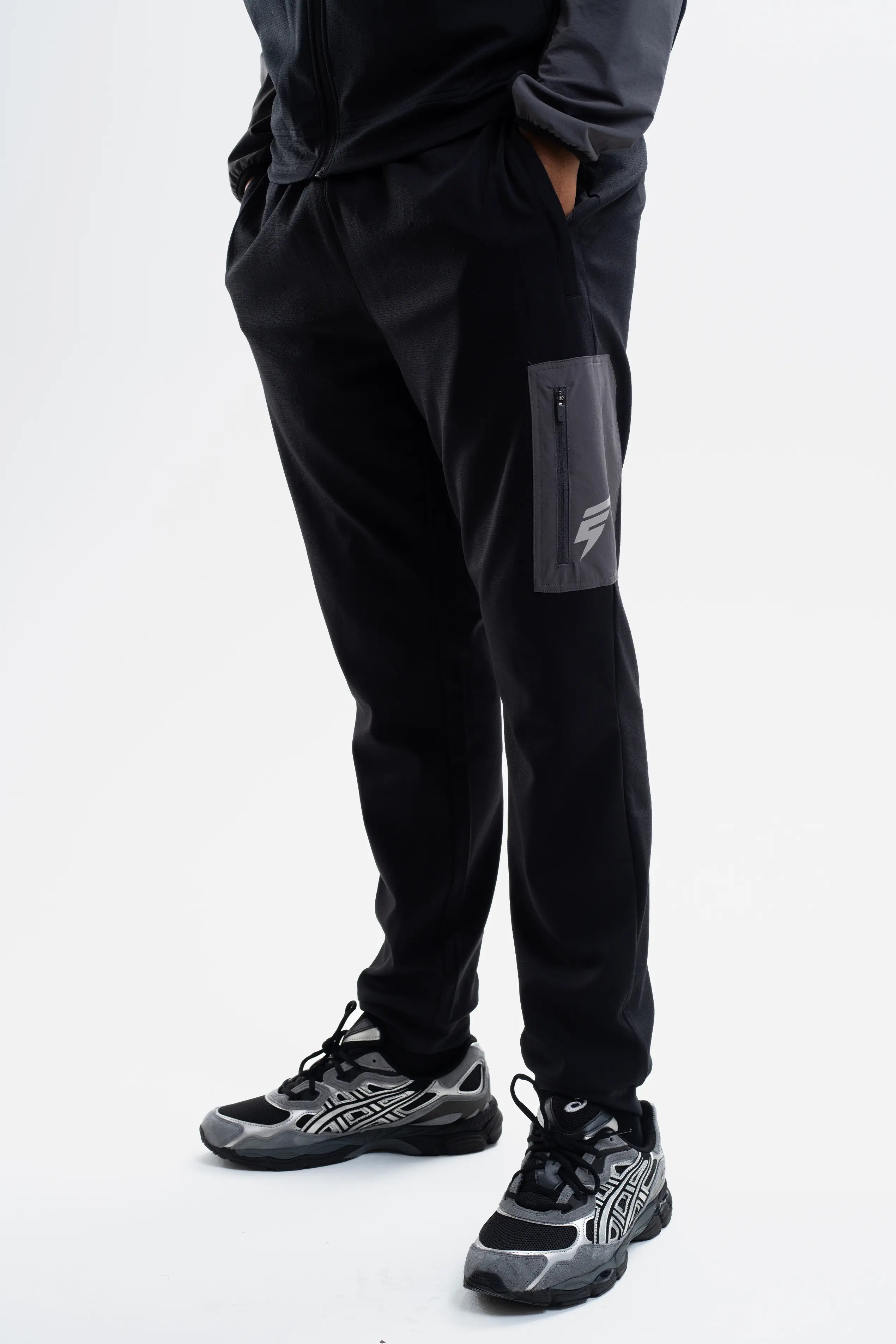 PATCH TRACKSUIT - BLACK/COAL