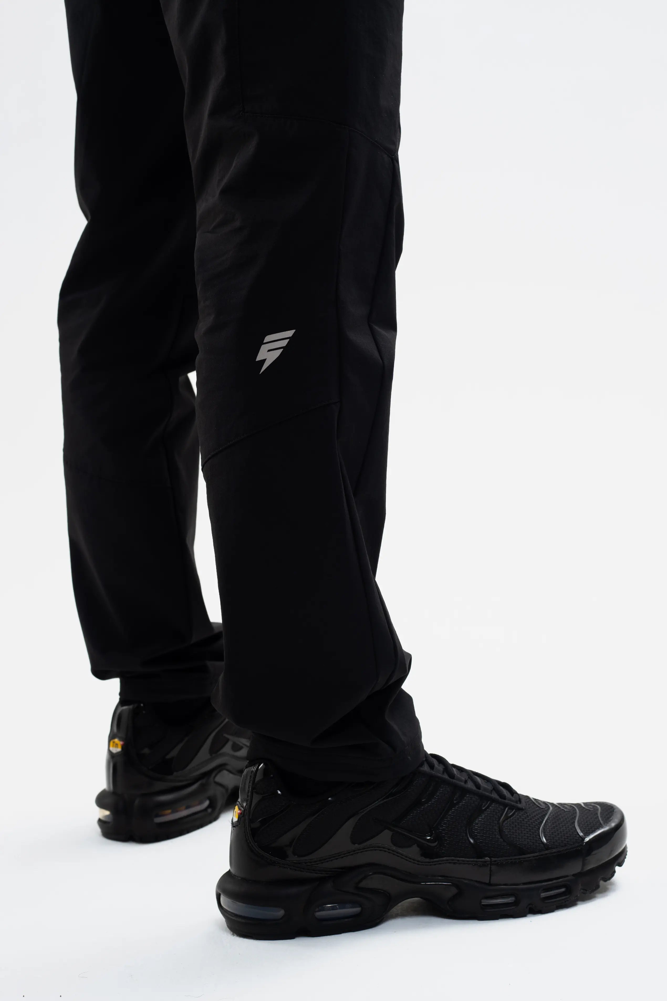TRAIL 1/4 TRACKSUIT - BLACK