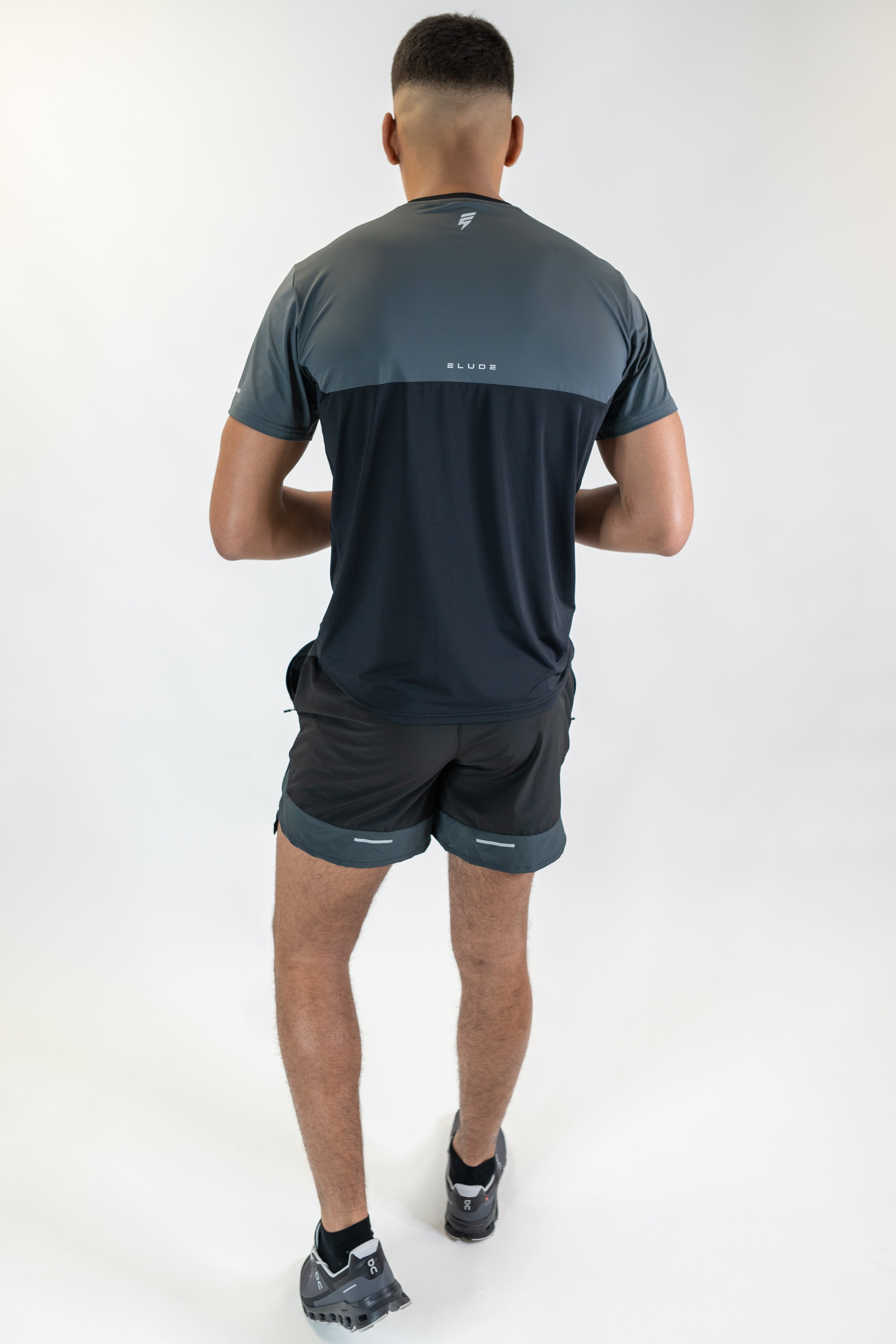 SPLIT TEE - BLACK/CHARCOAL